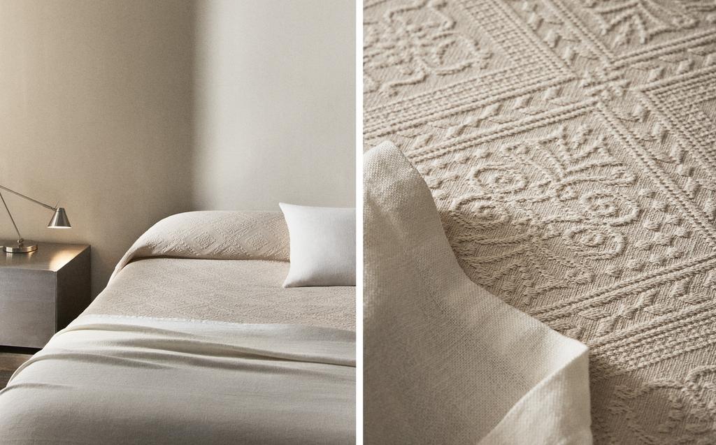 COTTON BEDSPREAD WITH GEOMETRIC DESIGN COTTON BEDSPREAD WITH GEOMETRIC DESIGN