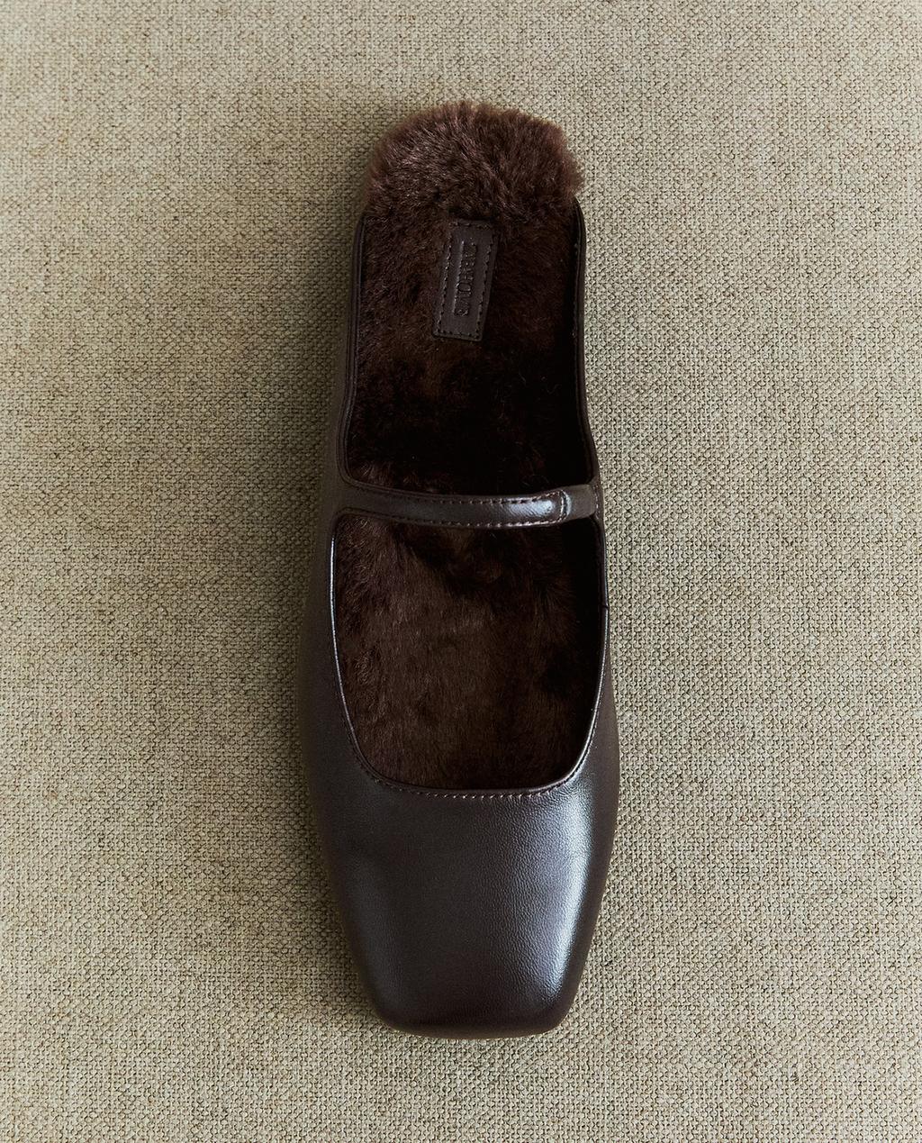 SHAPKA LËKURE TË NGROHTA