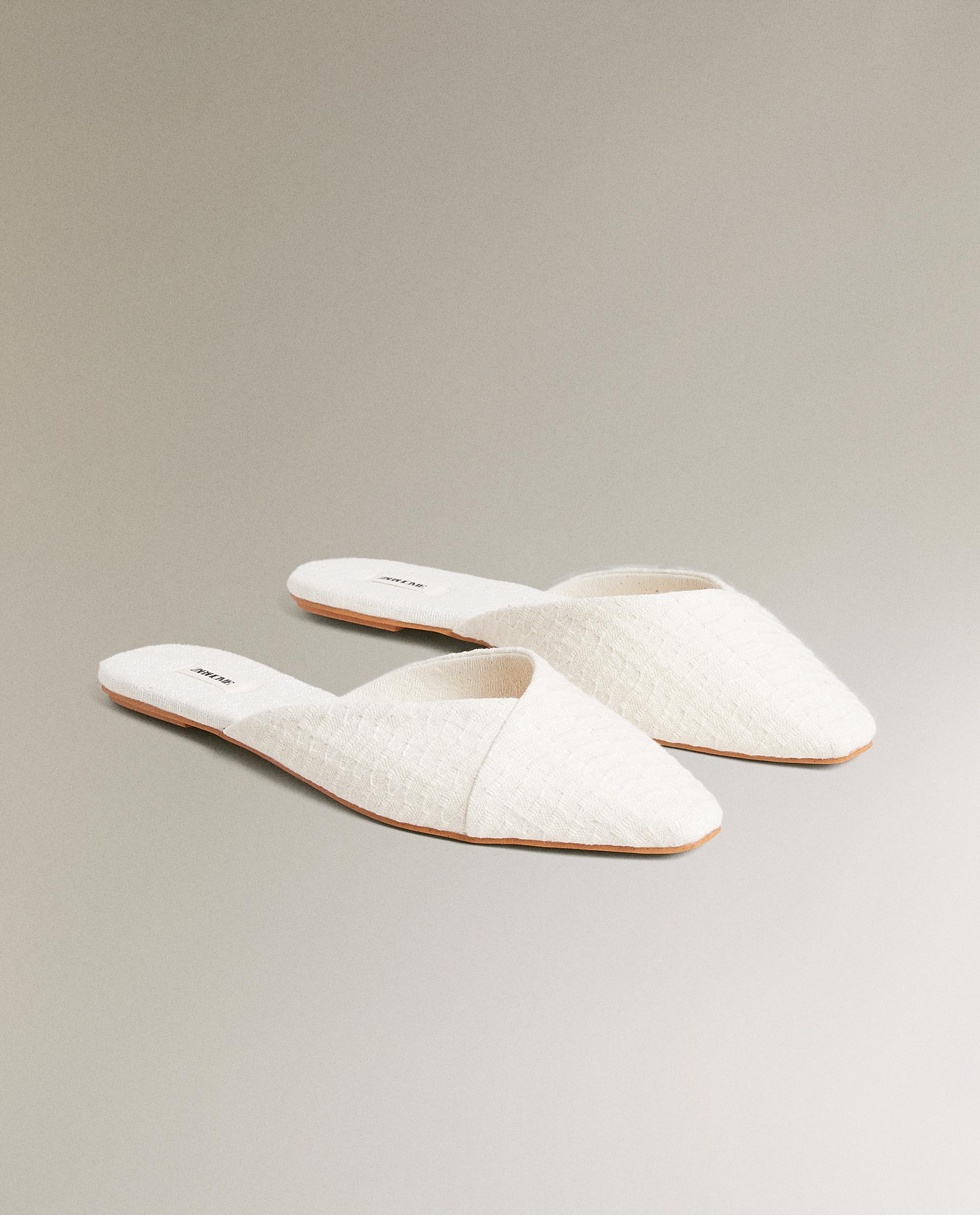 LINEN MULE SLIPPERS