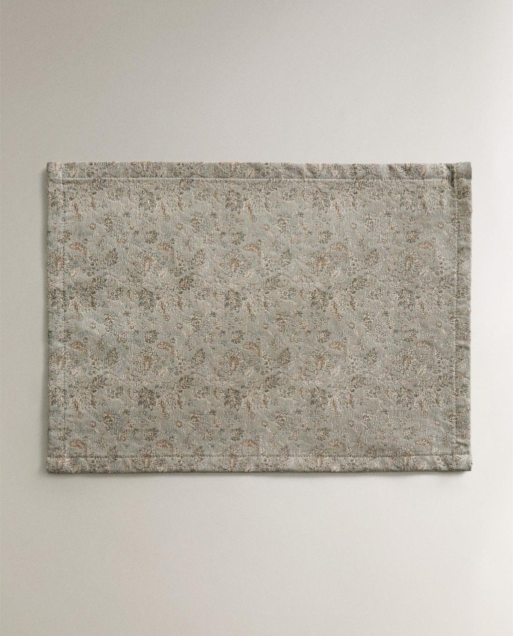 EINZELNER JACQUARD-BLUMEN-MANTEL EINZELNER JACQUARD-BLUMEN-MANTEL