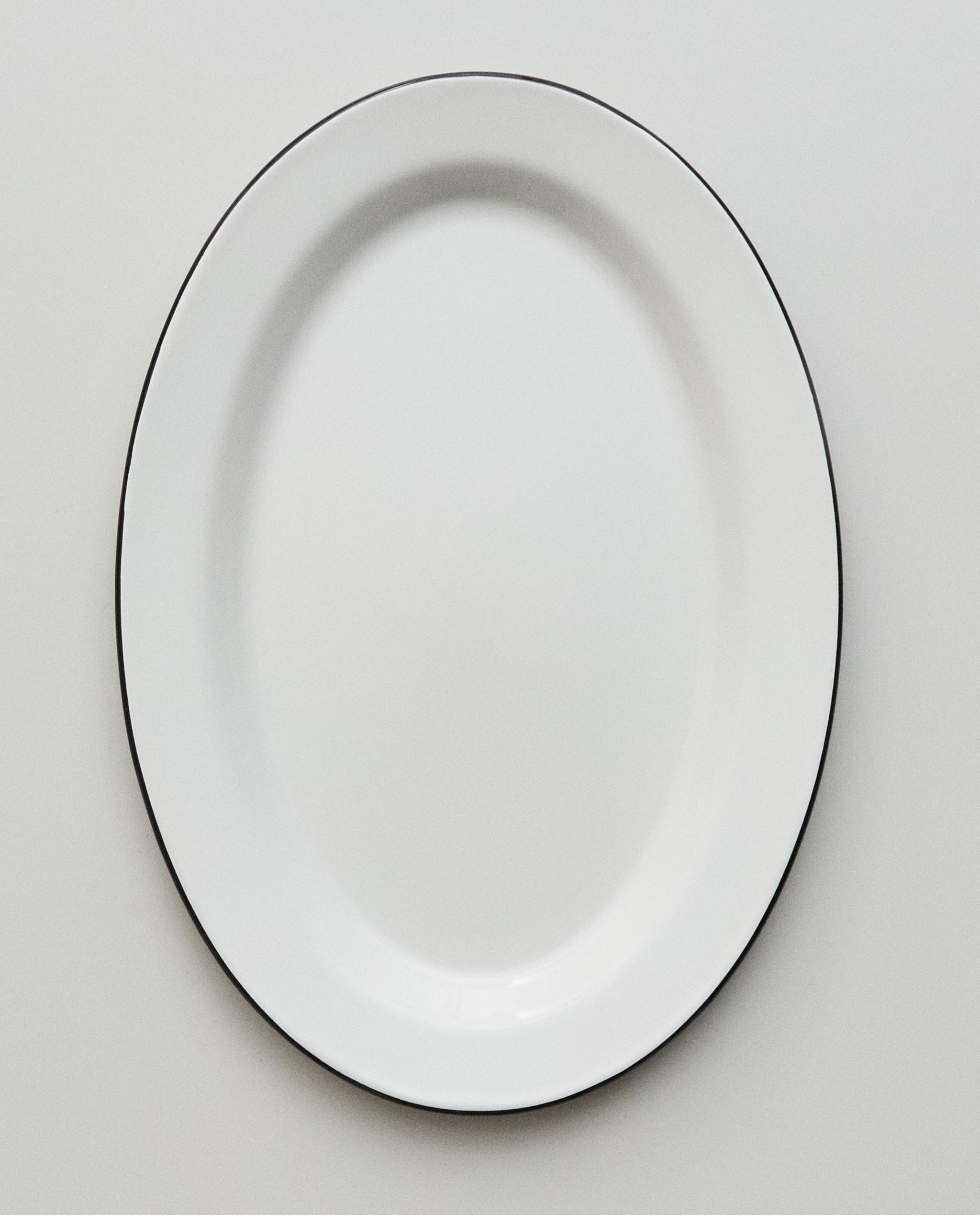 IRON RIM SERVING DISH product thumbnail 8