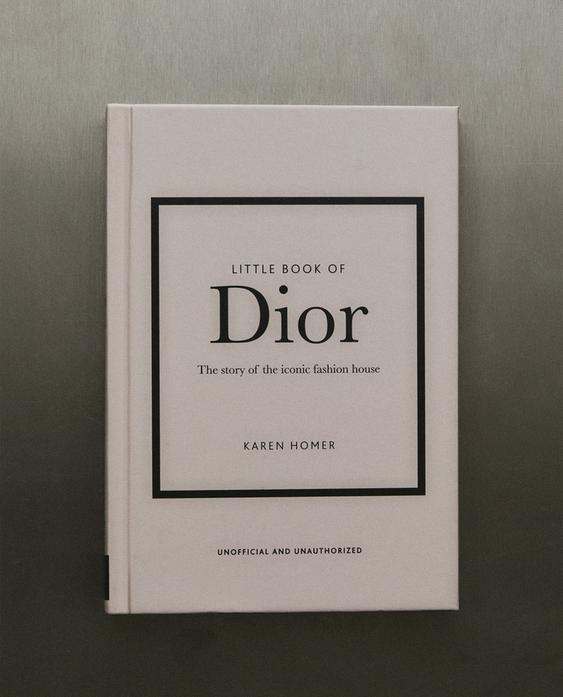 كتاب THE LITTLE BOOK OF DIOR (بالإنجليزية) كتاب THE LITTLE BOOK OF DIOR (بالإنجليزية)