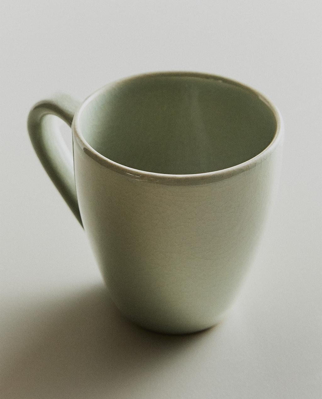 TASSE AUS GLASIERTEM STEINGUT TASSE AUS GLASIERTEM STEINGUT