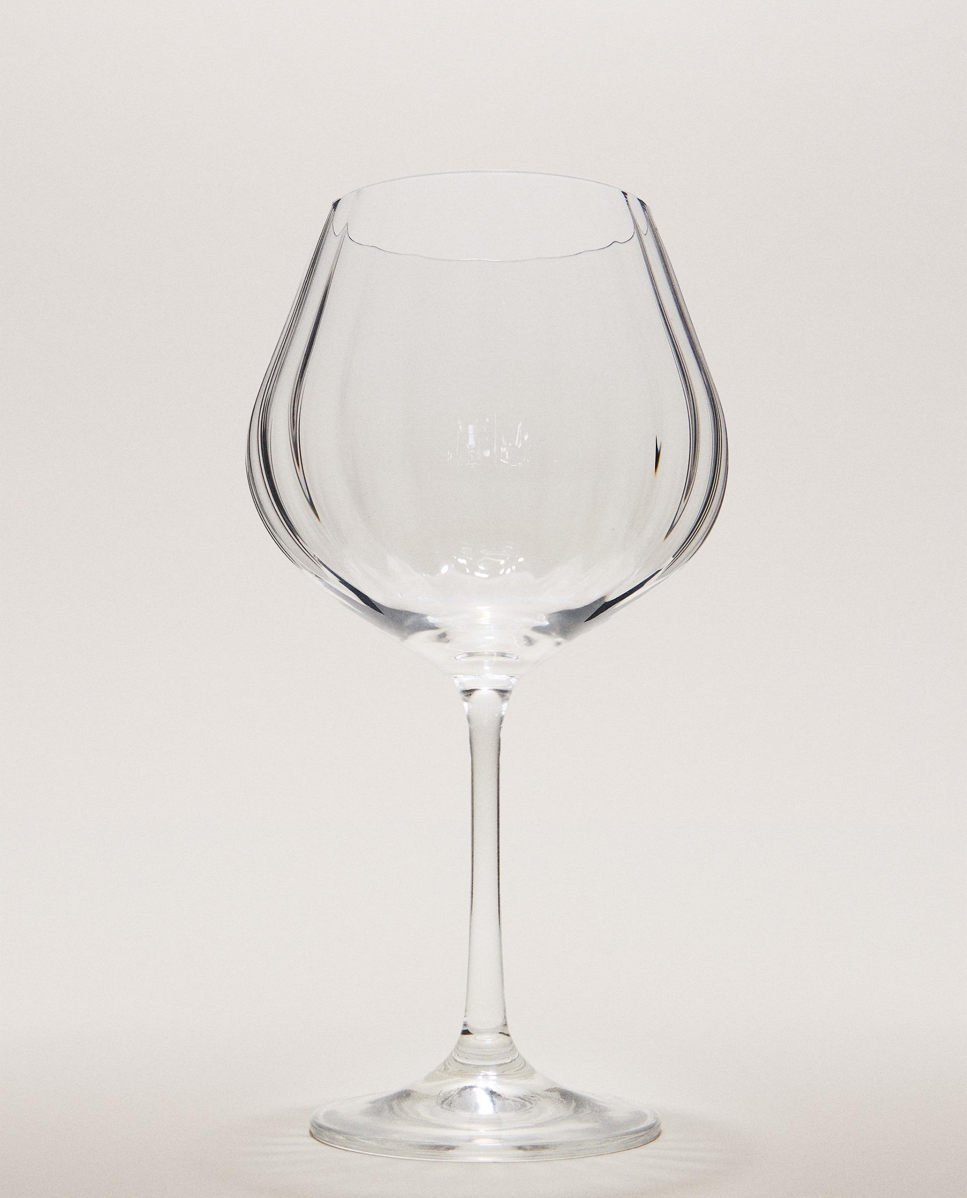 WAVY-EFFECT BOHEMIA CRYSTAL GLASS WAVY-EFFECT BOHEMIA CRYSTAL GLASS