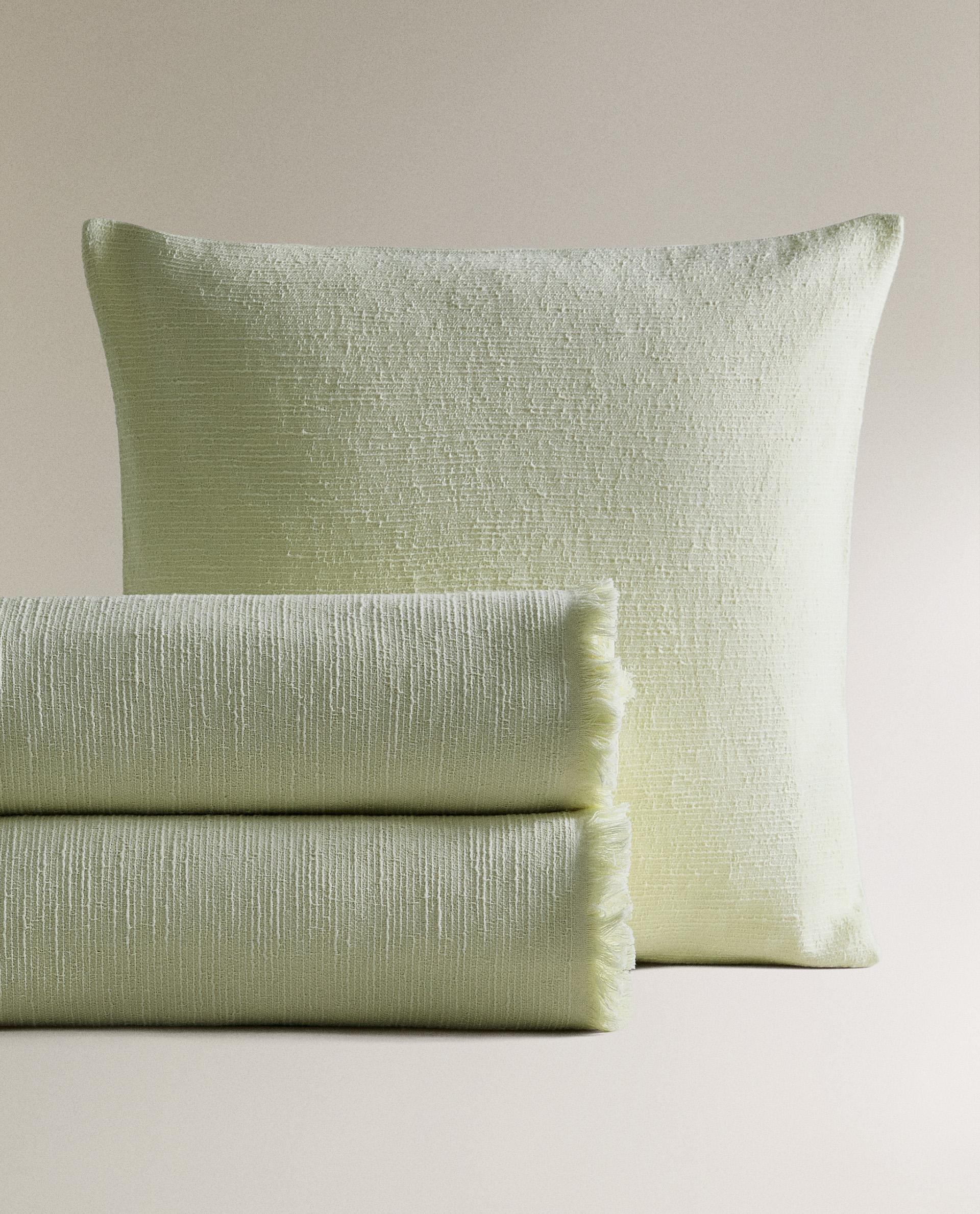 46129006526-p1.jpg?ts=