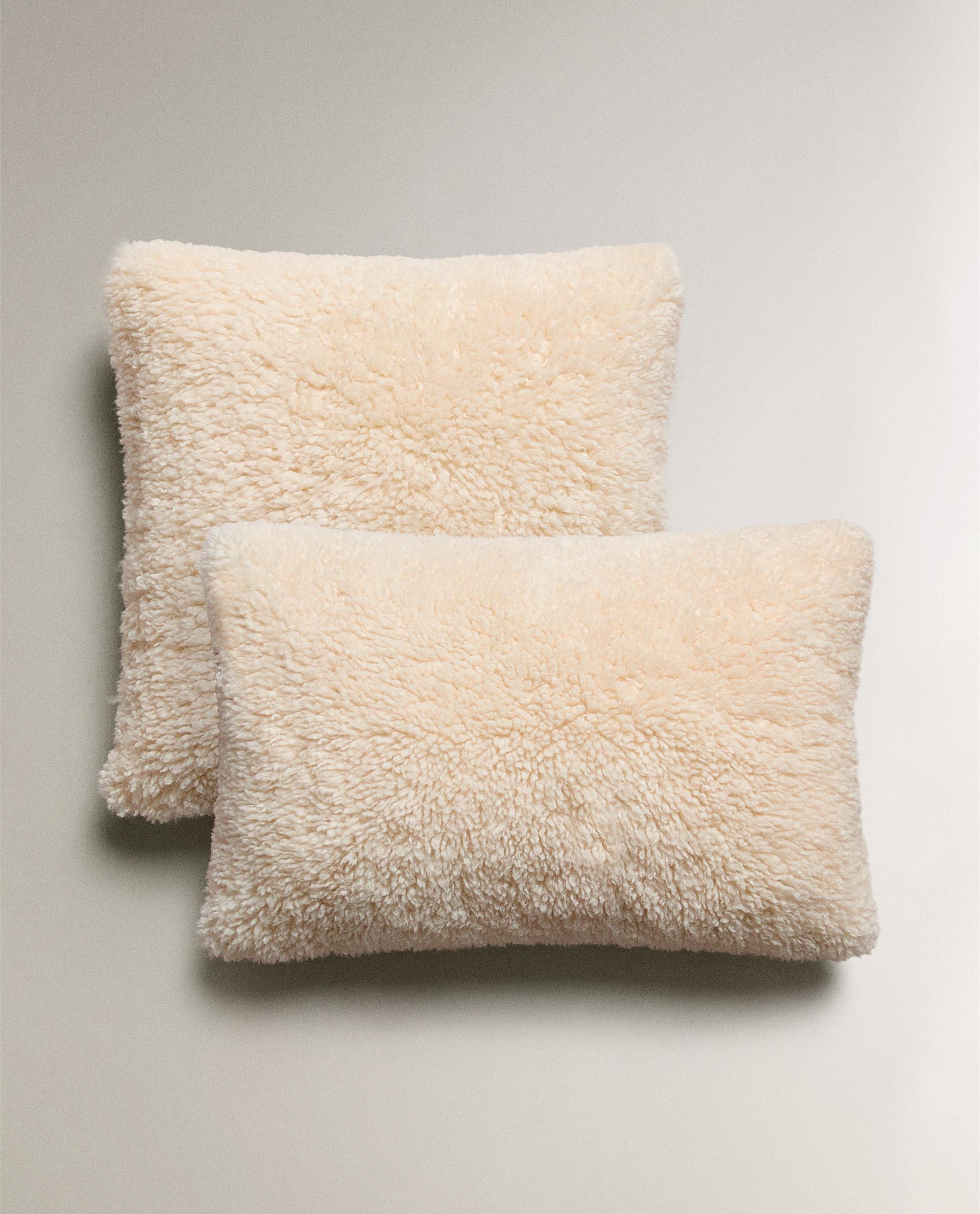 FAUX SHEARLING THROW PILLOW COVER