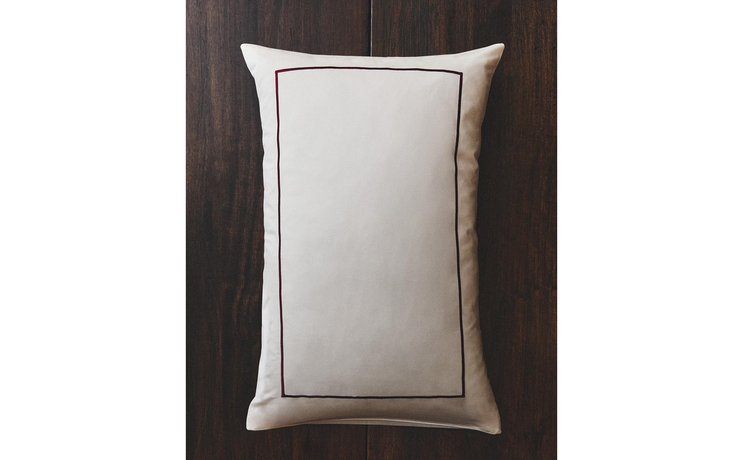 SATEEN PILLOWCASE WITH TRIM product thumbnail 20