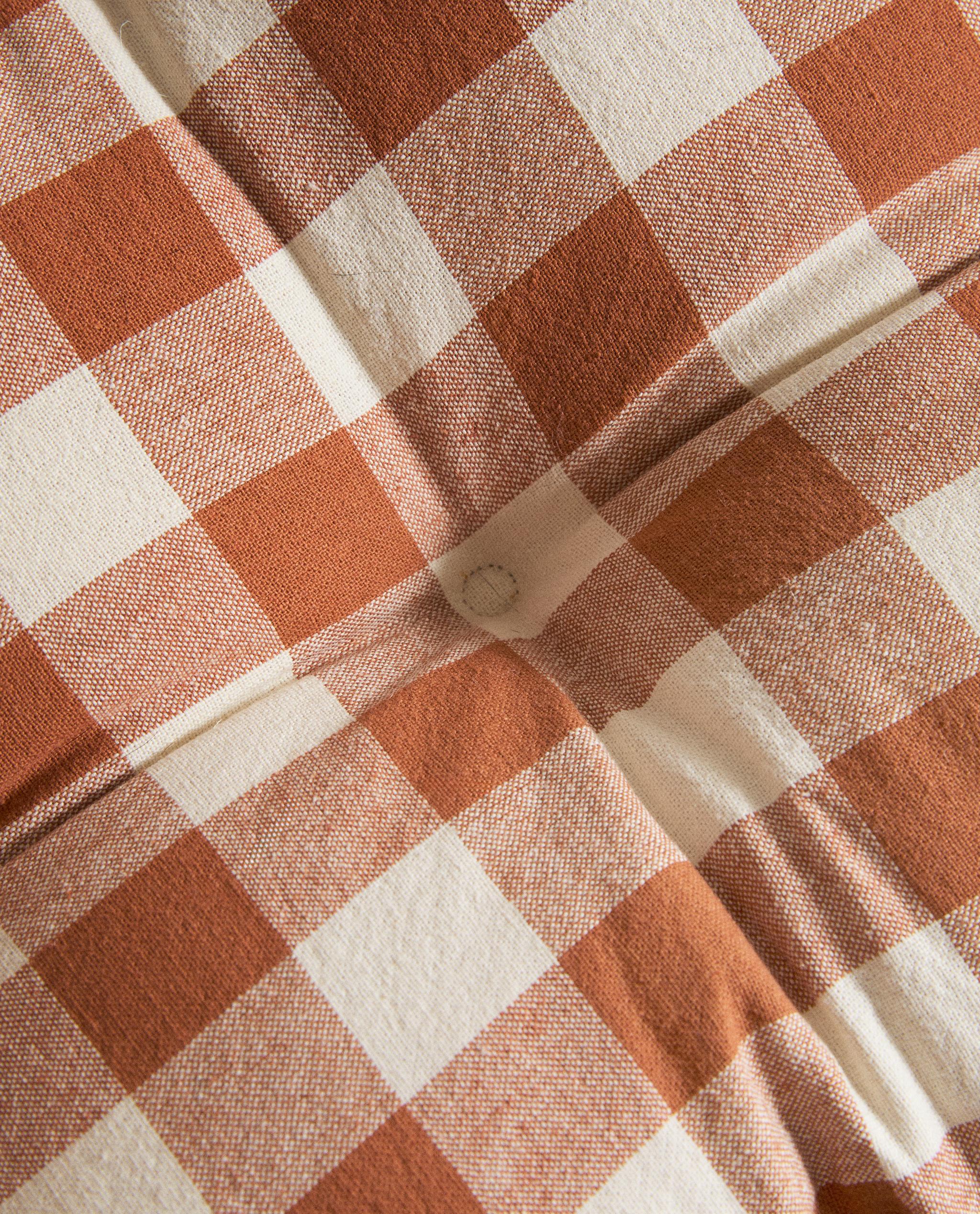 GINGHAM PET TOPPER product thumbnail 5