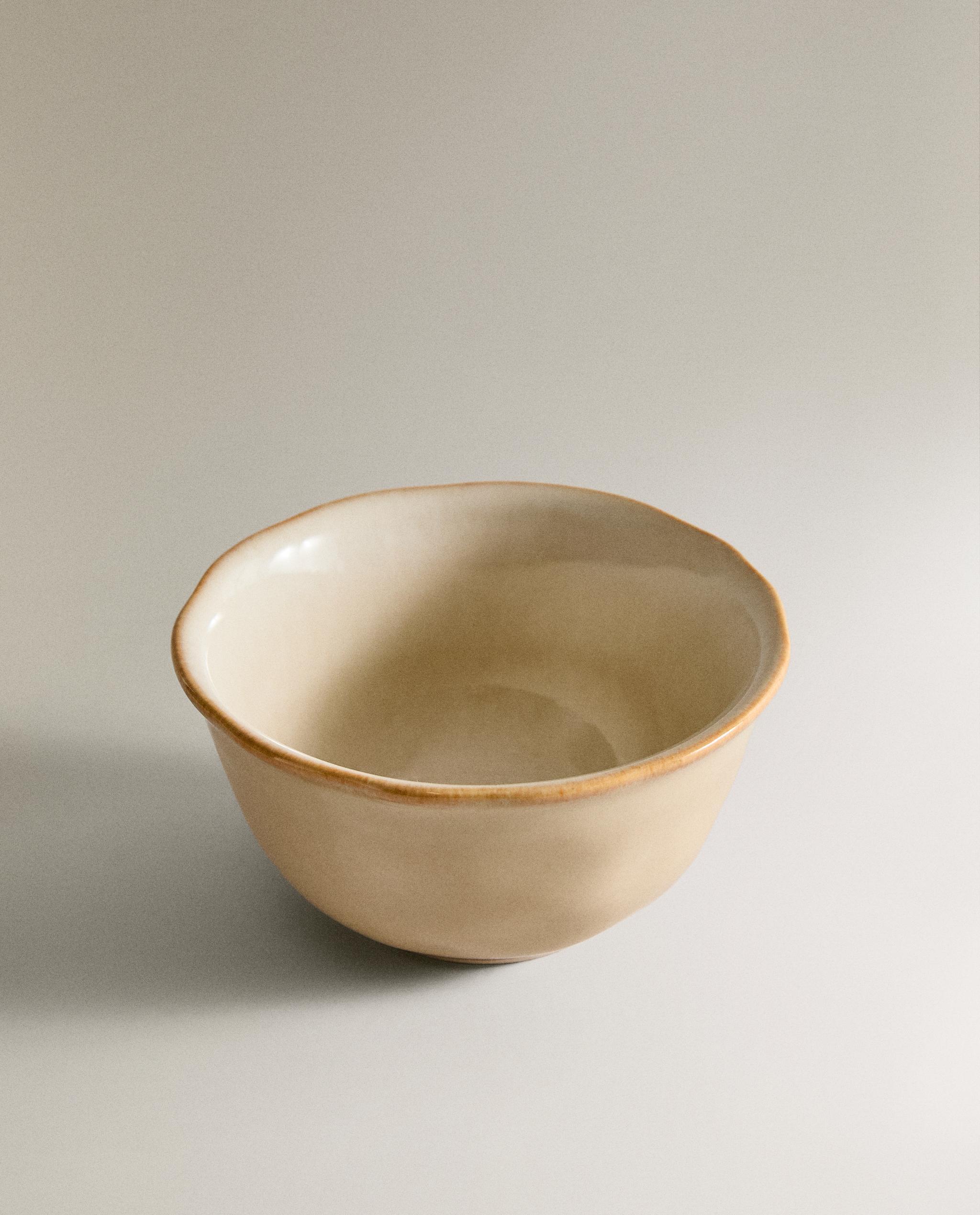 STONEWARE BOWL WITH IRREGULAR EDGE product thumbnail 2