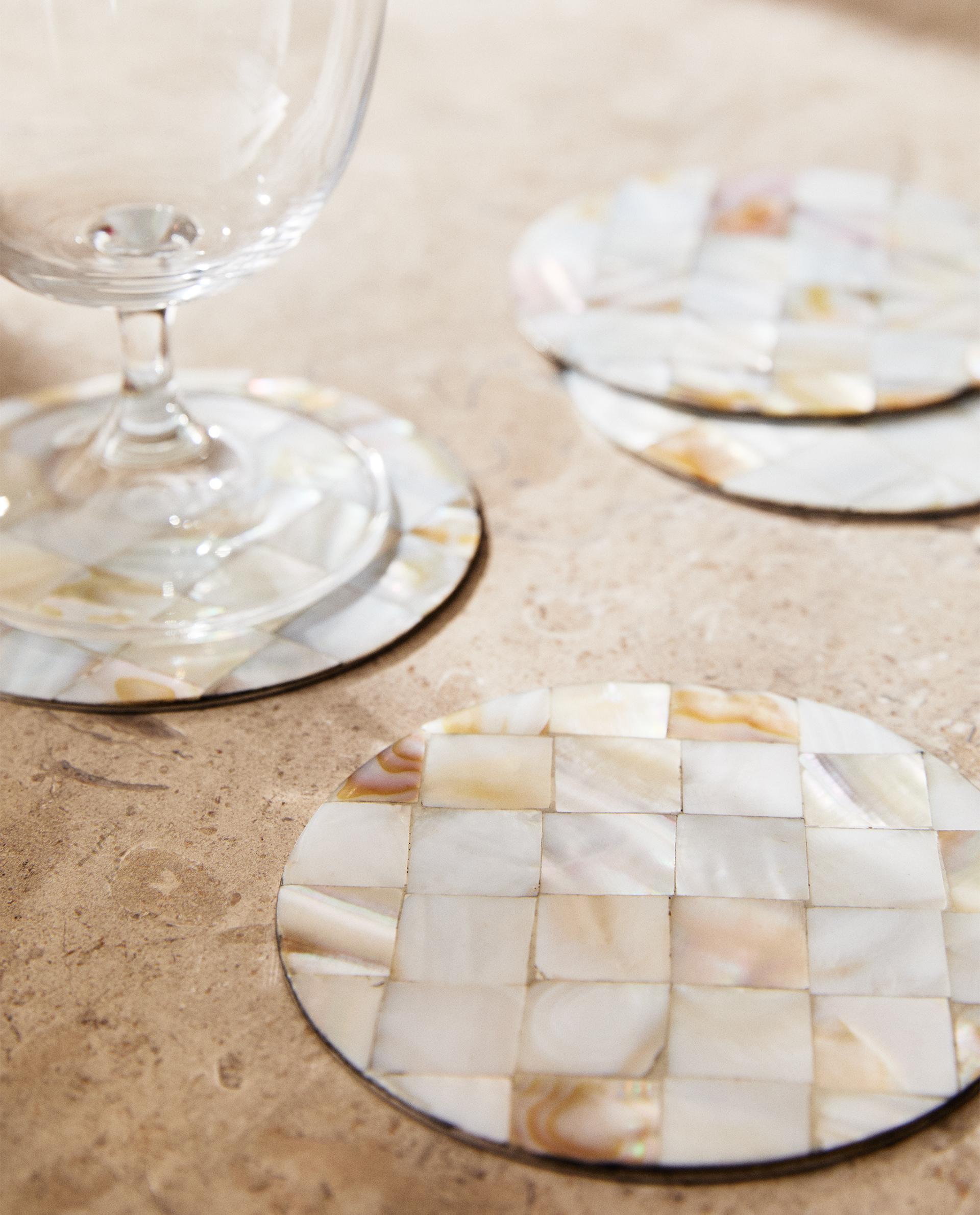 MOTHER-OF-PEARL COASTERS (PACK OF 4)