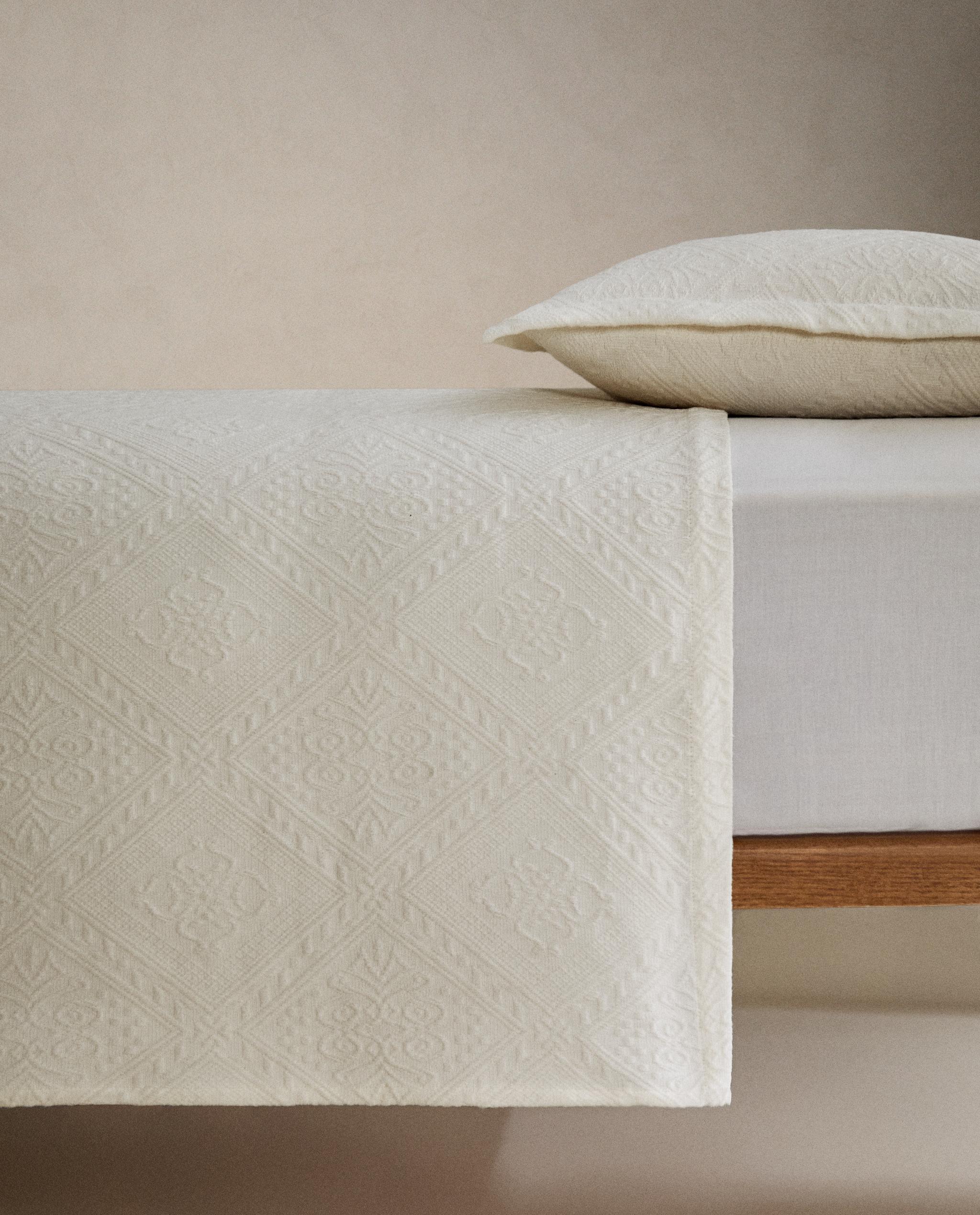 Zara Home Geometric Design Bedspread