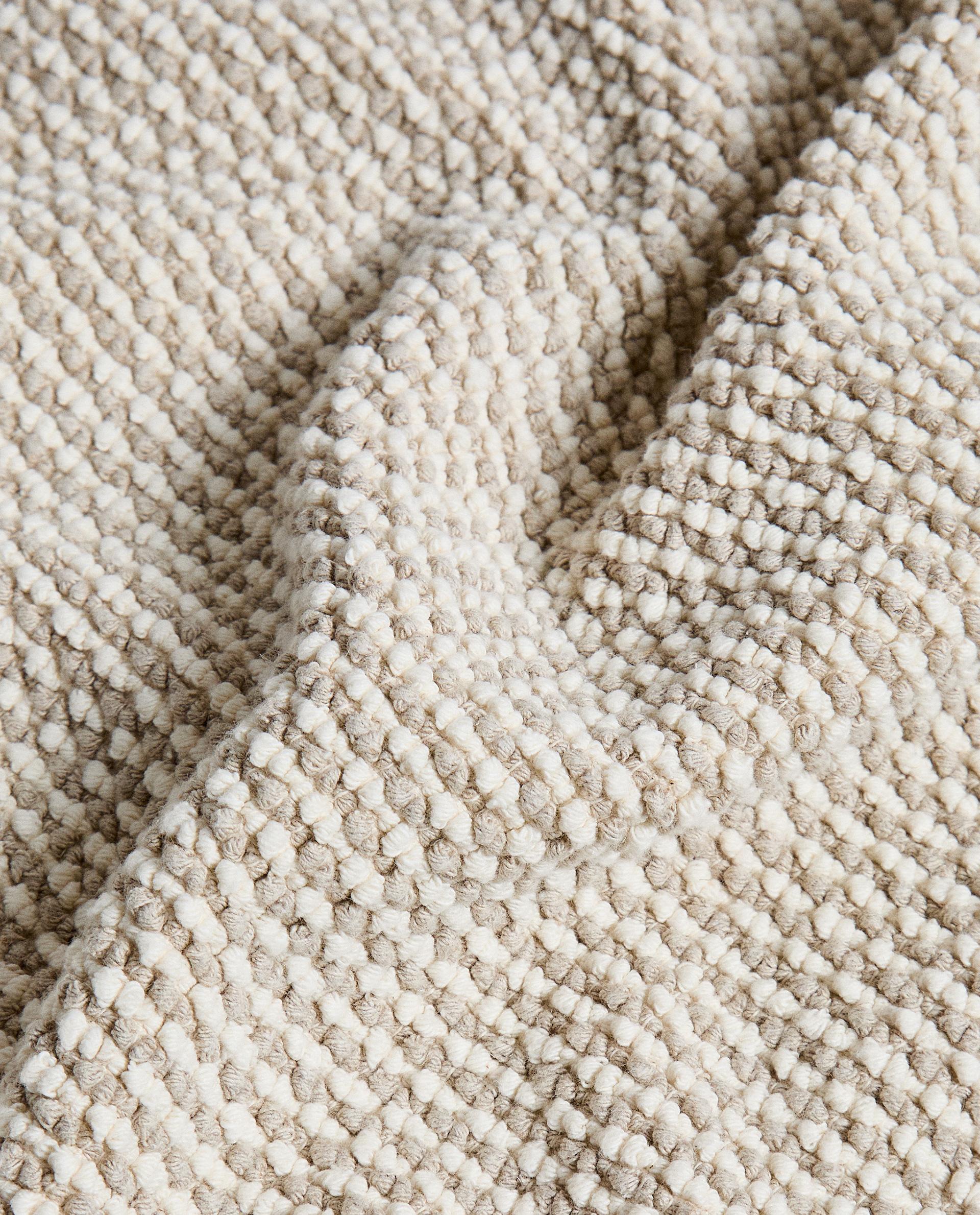 CHECK TEXTURED BATH MAT