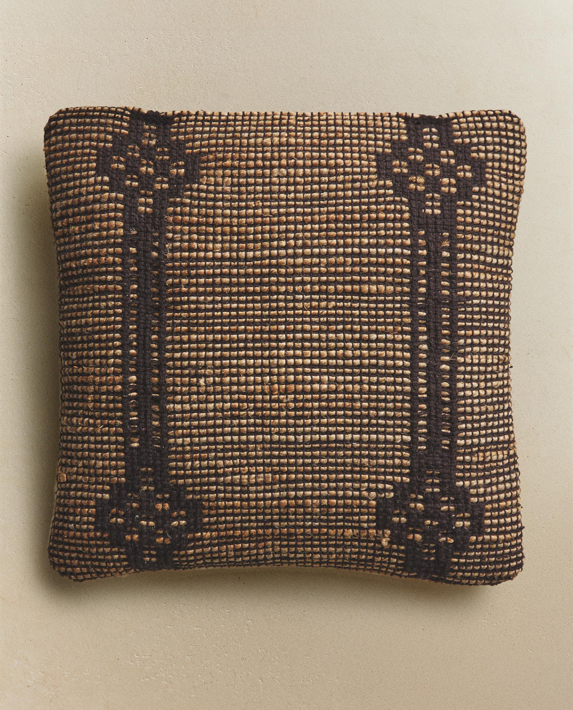 ザラホーム　キリム KILIM THROW PILLOW COVER | Zara Home United States of America