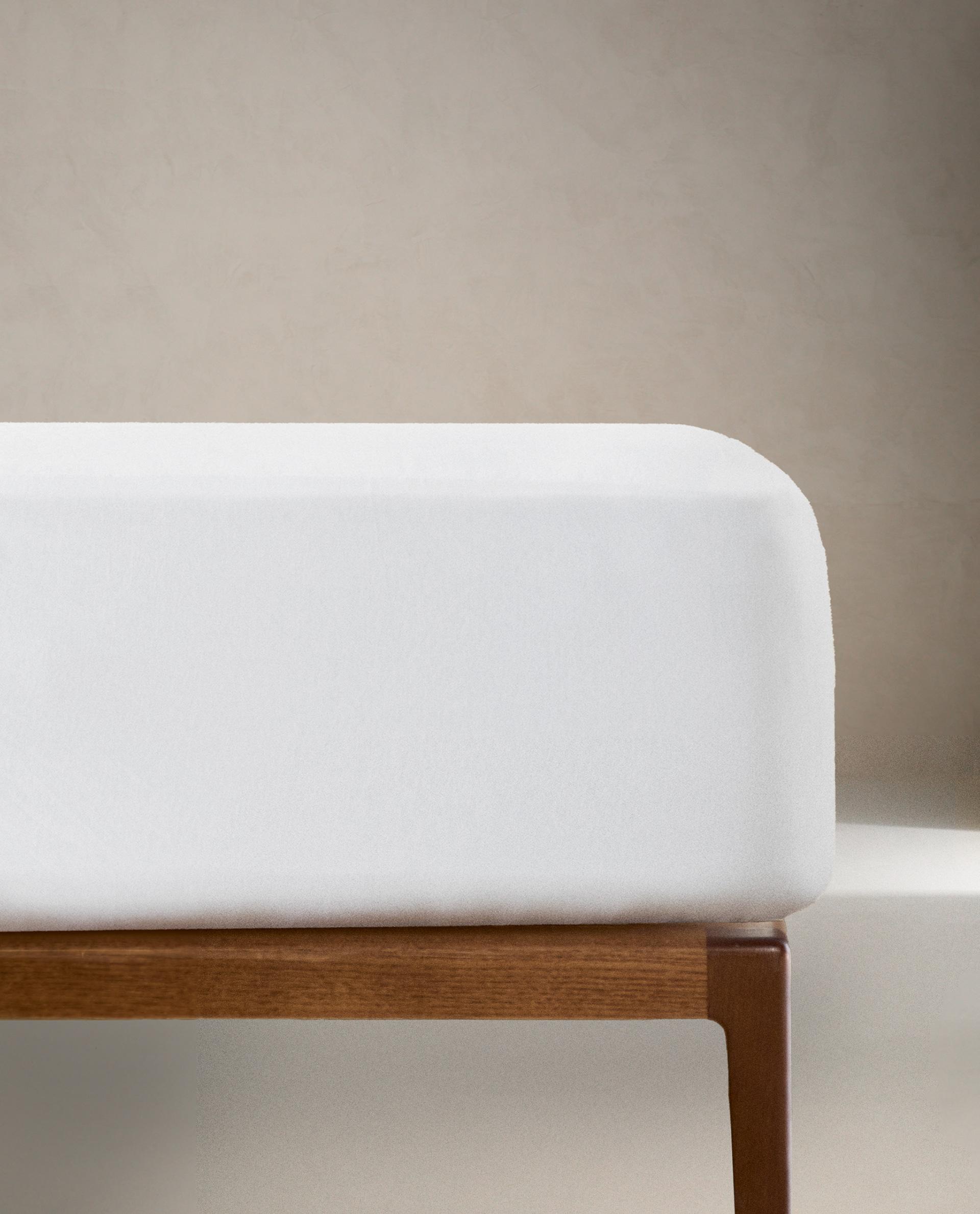 WATERPROOF COTTON JERSEY MATTRESS PROTECTOR product thumbnail 4