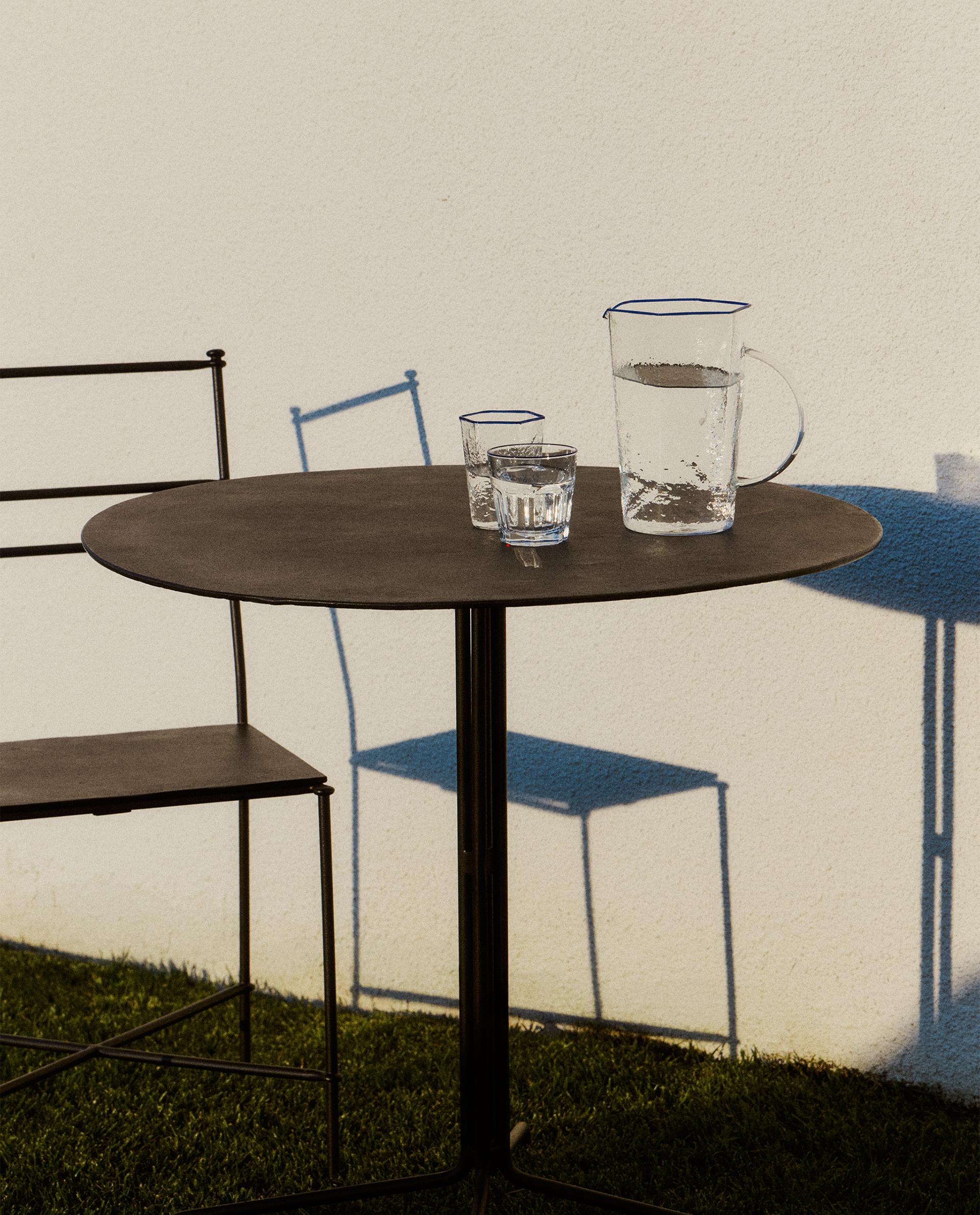 OUTDOOR WROUGHT IRON TABLE | Zara Home United States of America