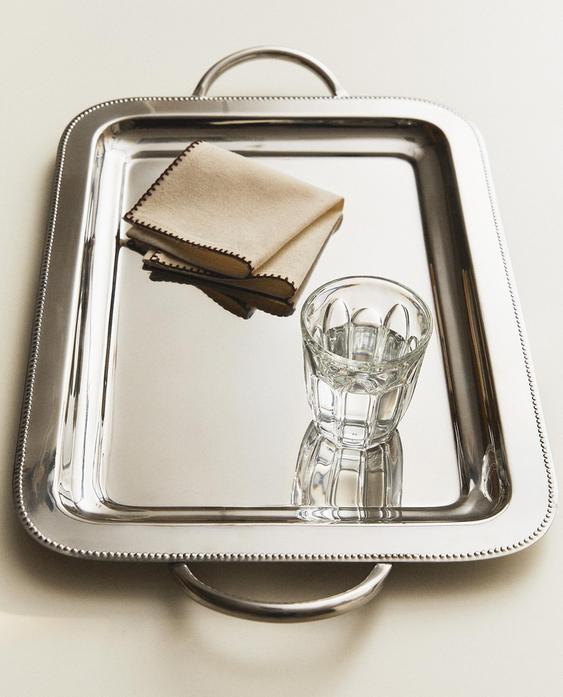 PRAVOKOTNI PLADENJ IZ JEKLA