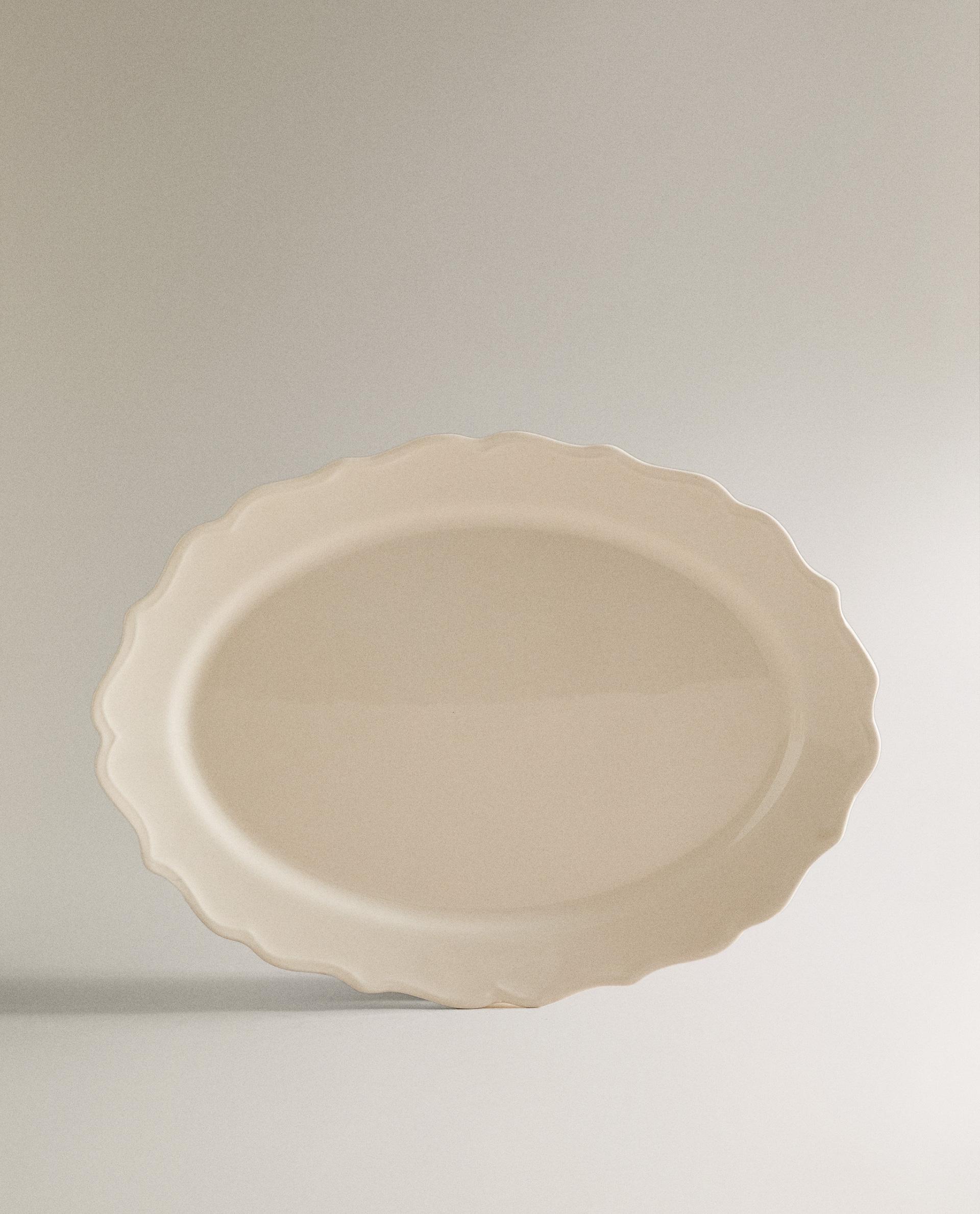 EARTHENWARE SERVING DISH WITH RAISED-DESIGN EDGE