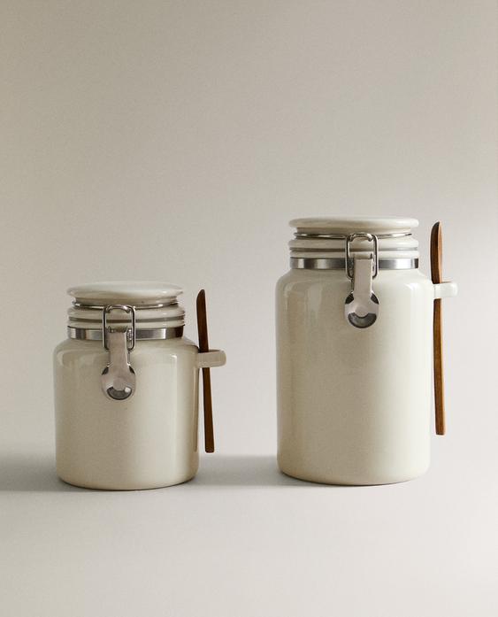 CERAMIC JAR WITH SPOON