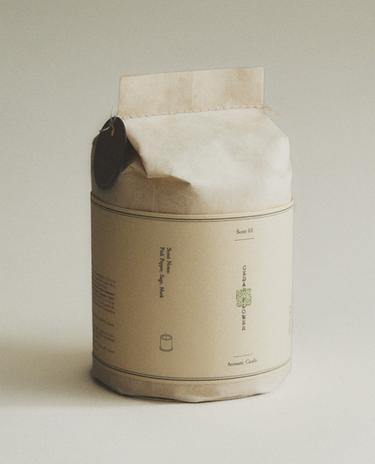 (140 GR) BOUGIE PARFUMÉE CEDAR FLOWER