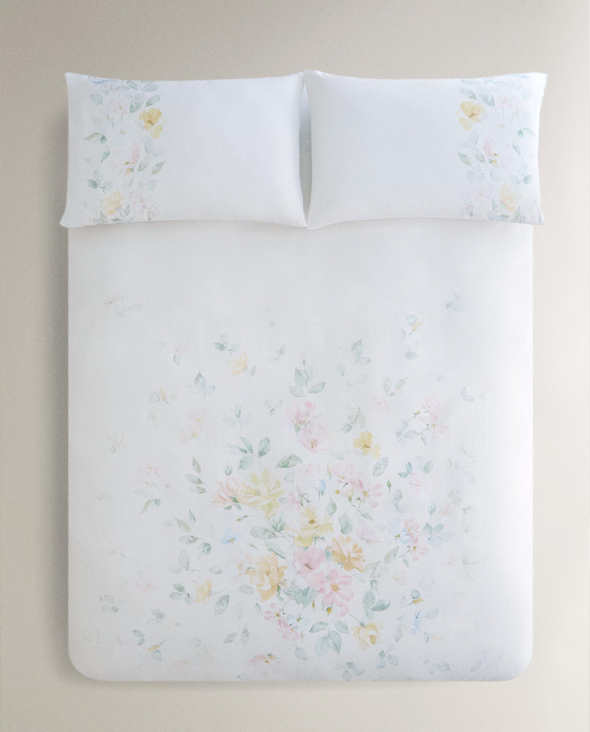 WATERCOLOUR FLOWER DUVET COVER product thumbnail 3