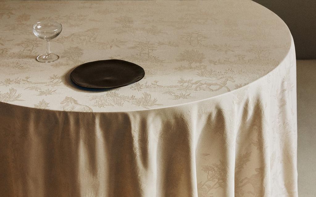 NAPPE JACQUARD CHEVAUX NAPPE JACQUARD CHEVAUX