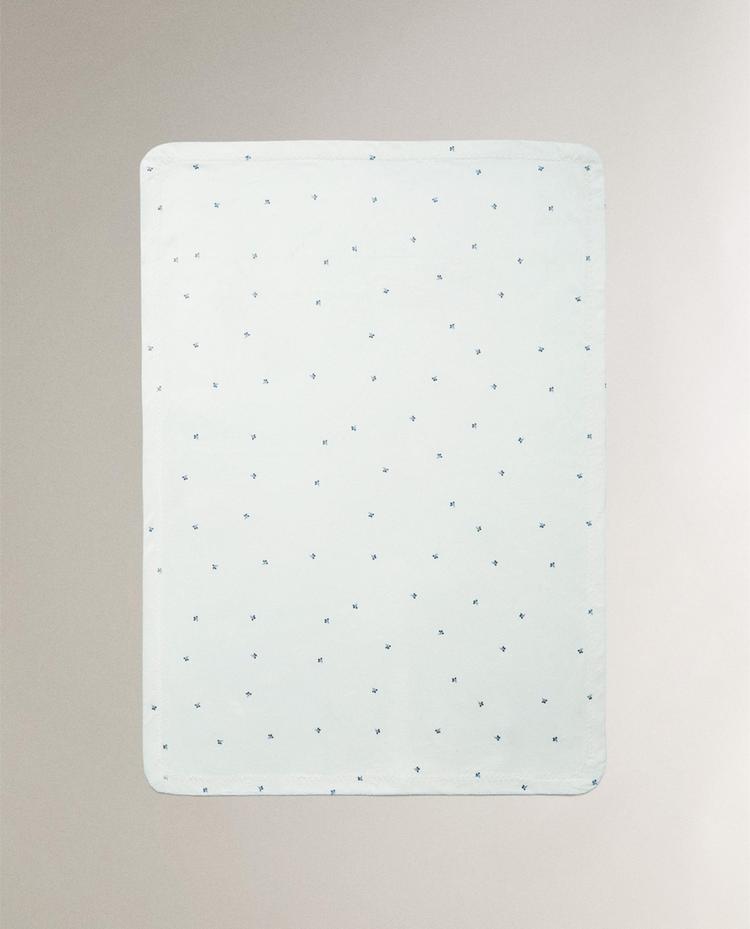 MANTA POLAR BEBÉ FLORES MANTA POLAR BEBÉ FLORES