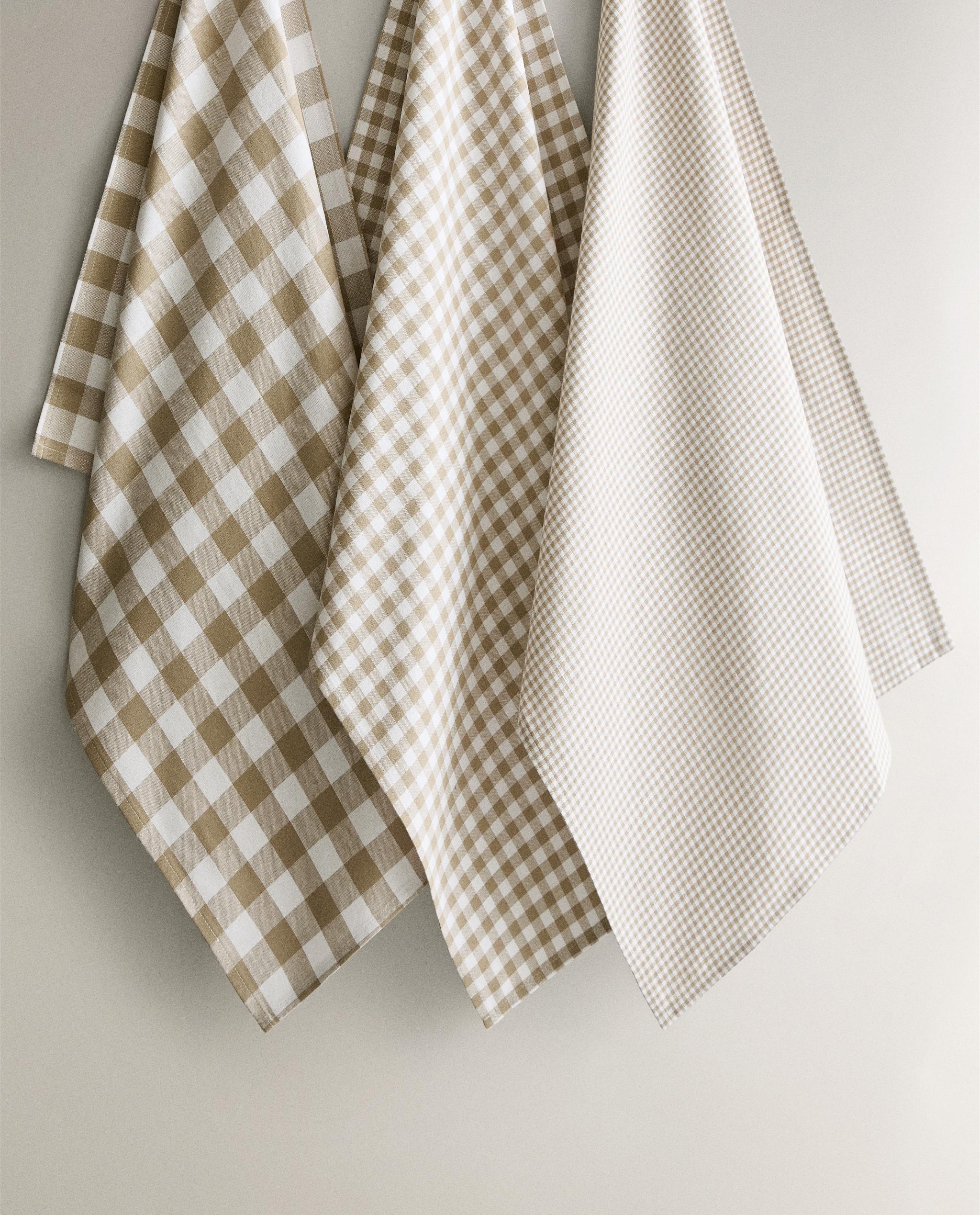 SET OF DYED THREAD TEA TOWELS (SET OF 3) product thumbnail 6
