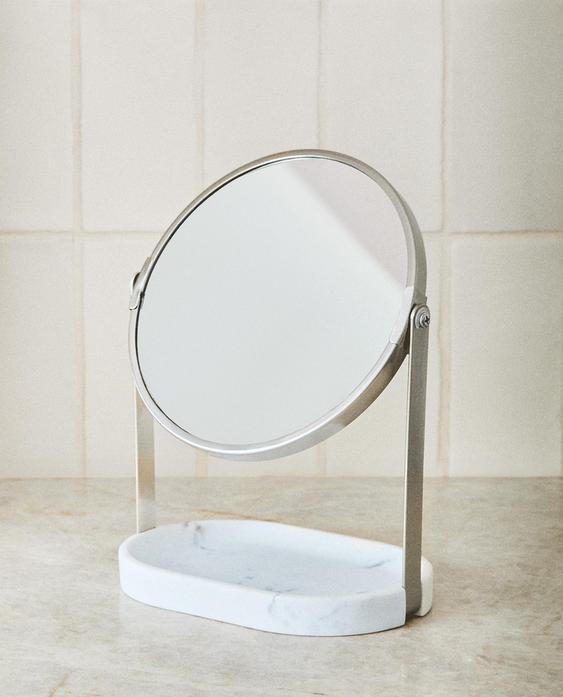 MARBLE-EFFECT MIRROR