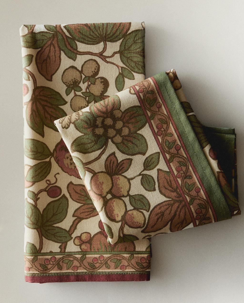 Botanical print cloths (pack of 2)