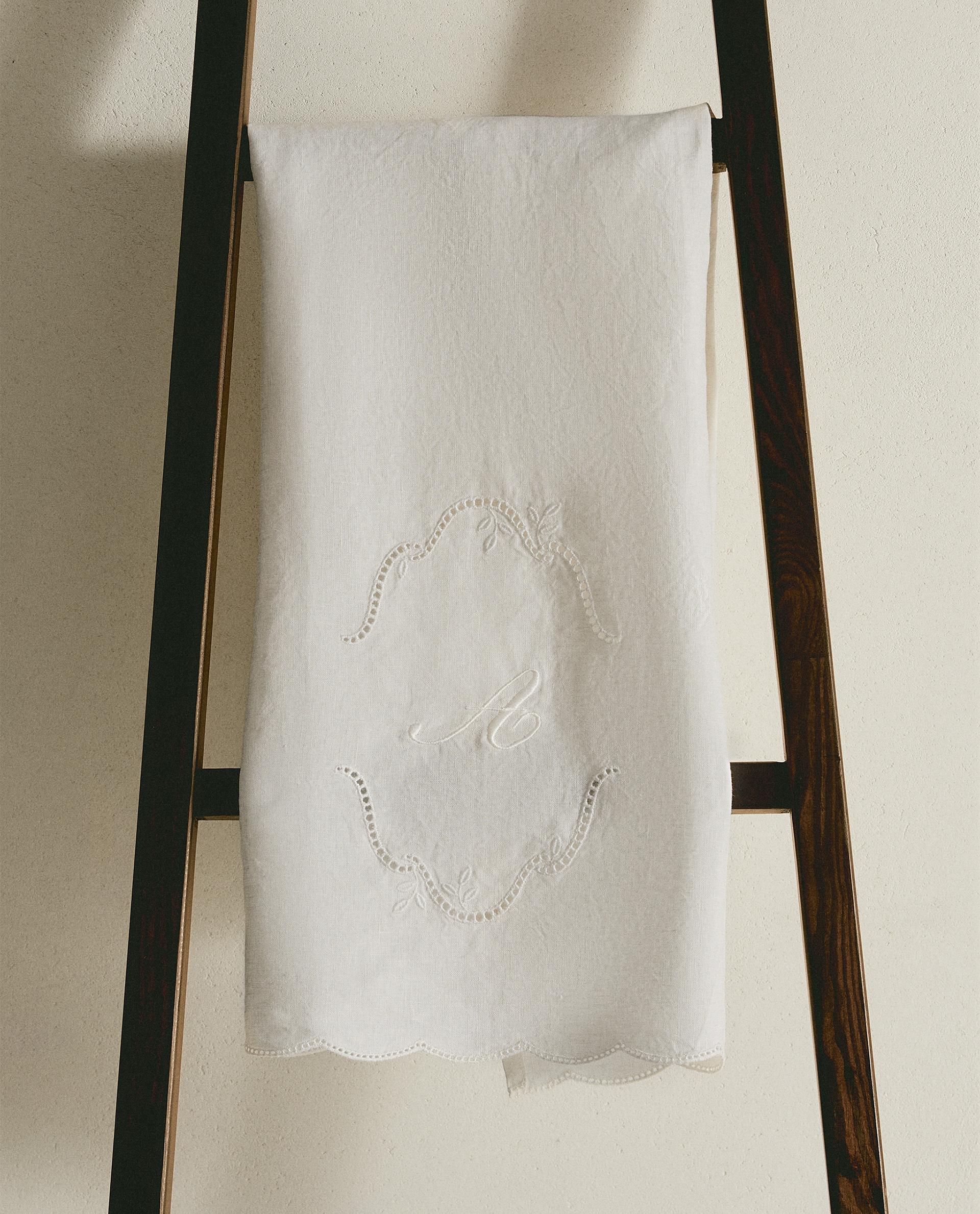 OPENWORK EMBROIDERED LINEN BATH TOWEL