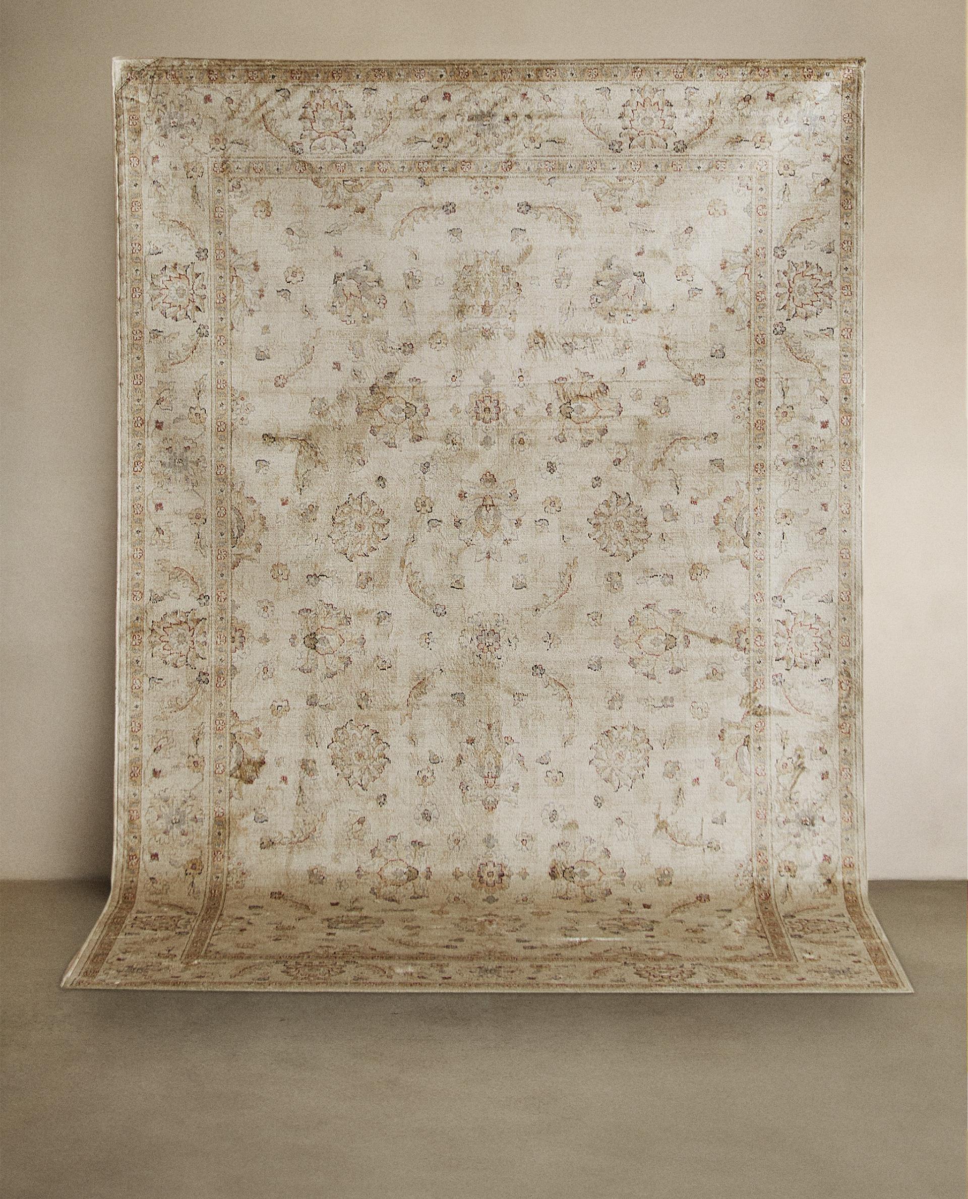 ヴィンテージ フローラル ラグ | Zara Home 日本/Japan