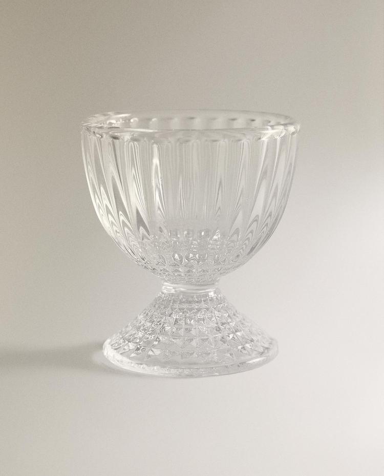 GLASS EGG CUP WITH RAISED GEOMETRIC DESIGN
