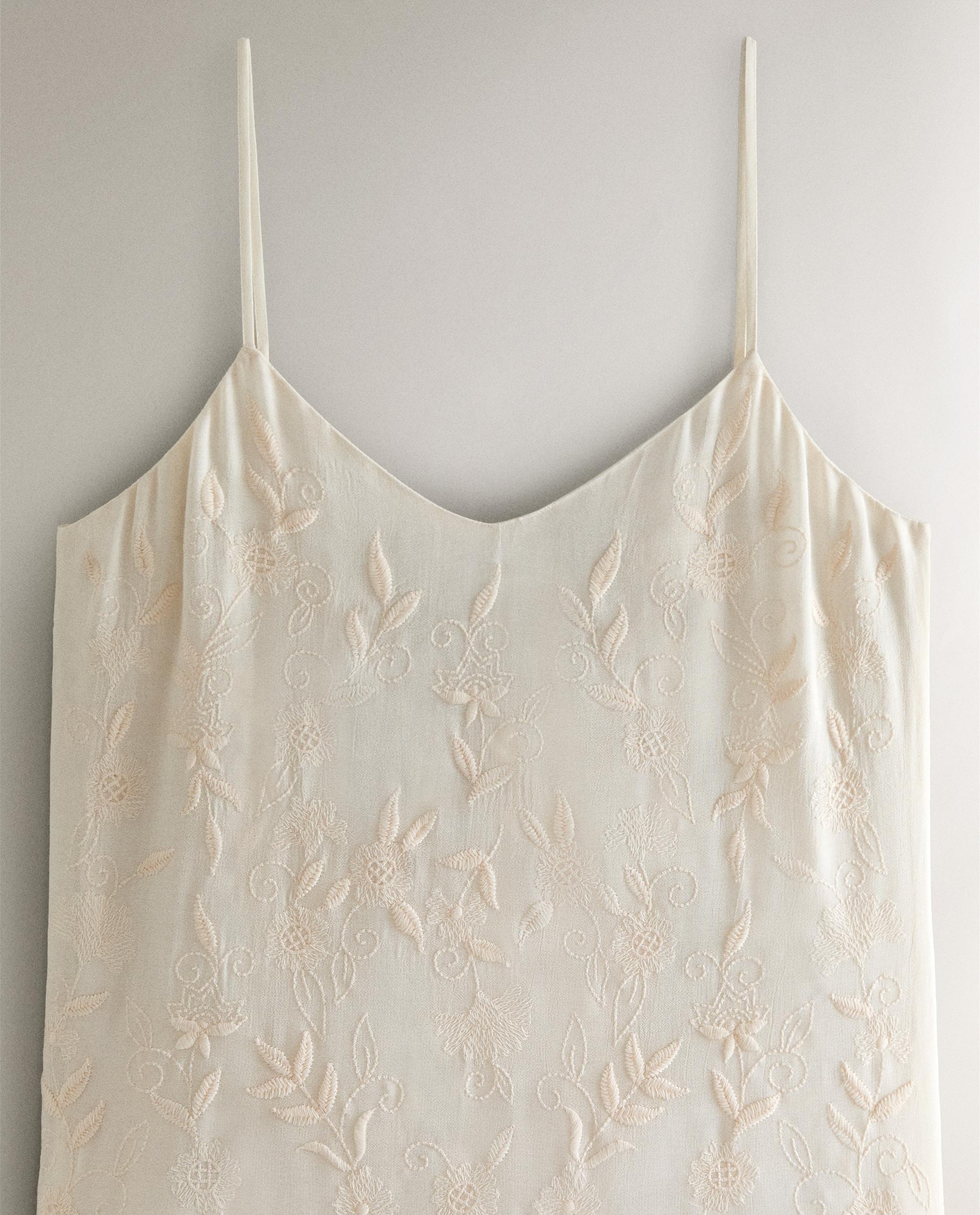 エンブロイダリー ナイティ | Zara Home 日本/Japan