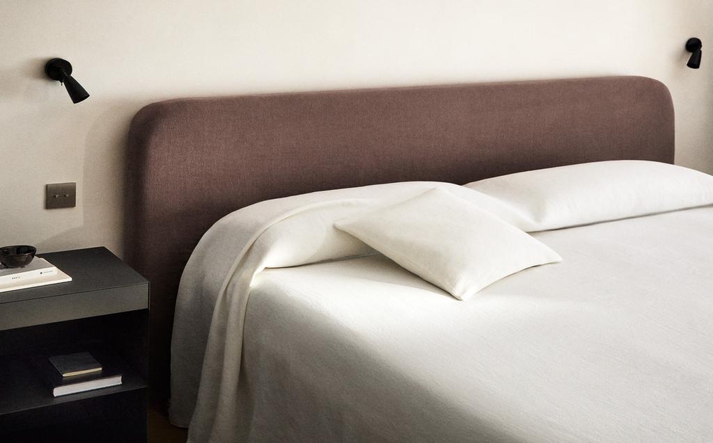 WASHED LINEN BEDSPREAD (400 GXM²) WASHED LINEN BEDSPREAD (400 GXM²)