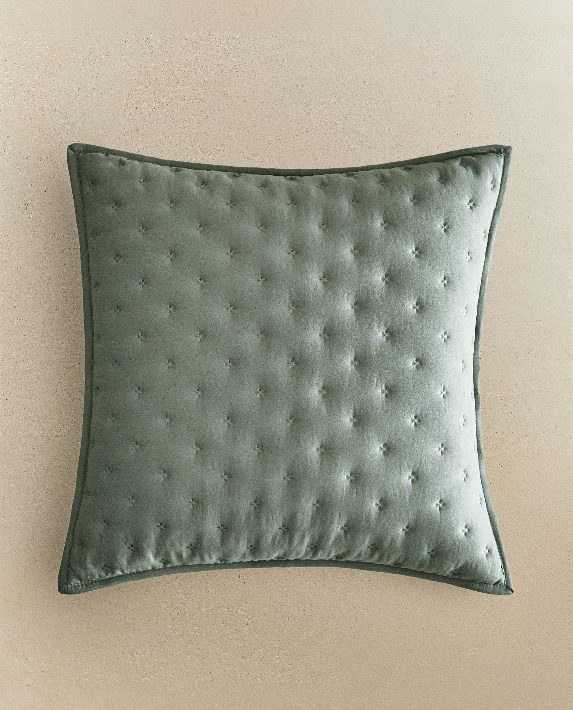 ZARAホーム キルト キルティング スロー ラグ ZARAホーム キルト キルティング スロー ラグ