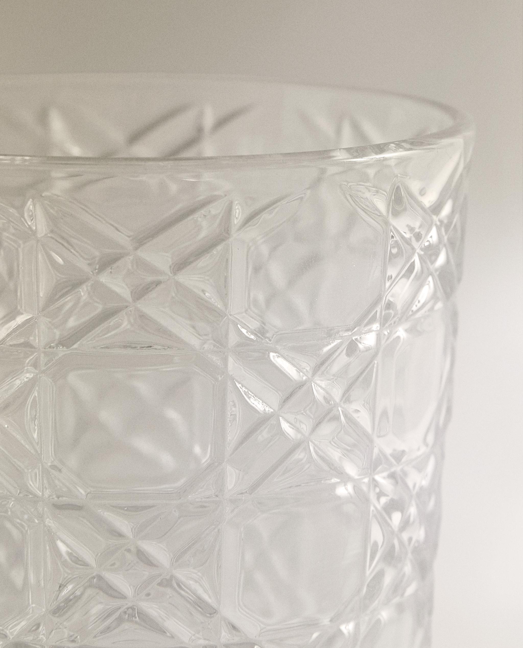 RAISED DESIGN GLASS TUMBLER product thumbnail 6