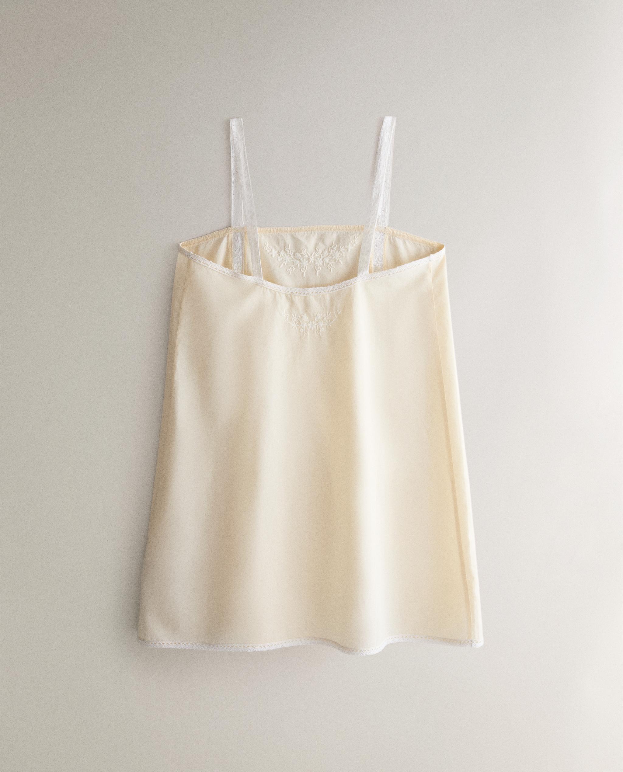 EMBROIDERED COTTON NIGHTDRESS WITH LACE product thumbnail 6