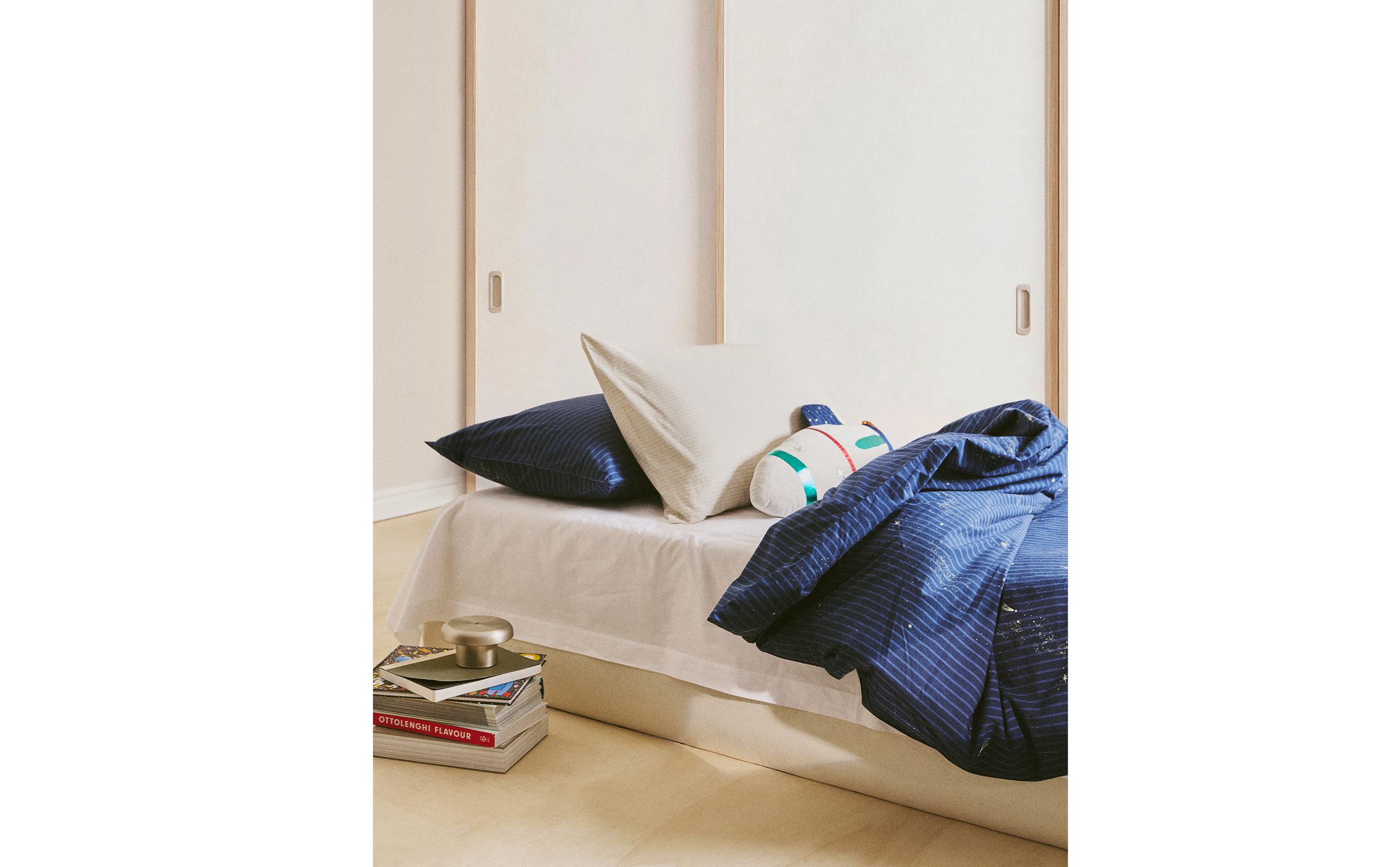 CHILDREN'S STRIPED SPACE DUVET COVER product thumbnail 11