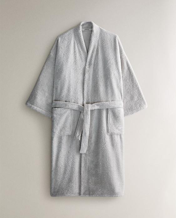 ALBORNOZ ALGODÓN PREMIUM (420 GXM²) ALBORNOZ ALGODÓN PREMIUM (420 GXM²)