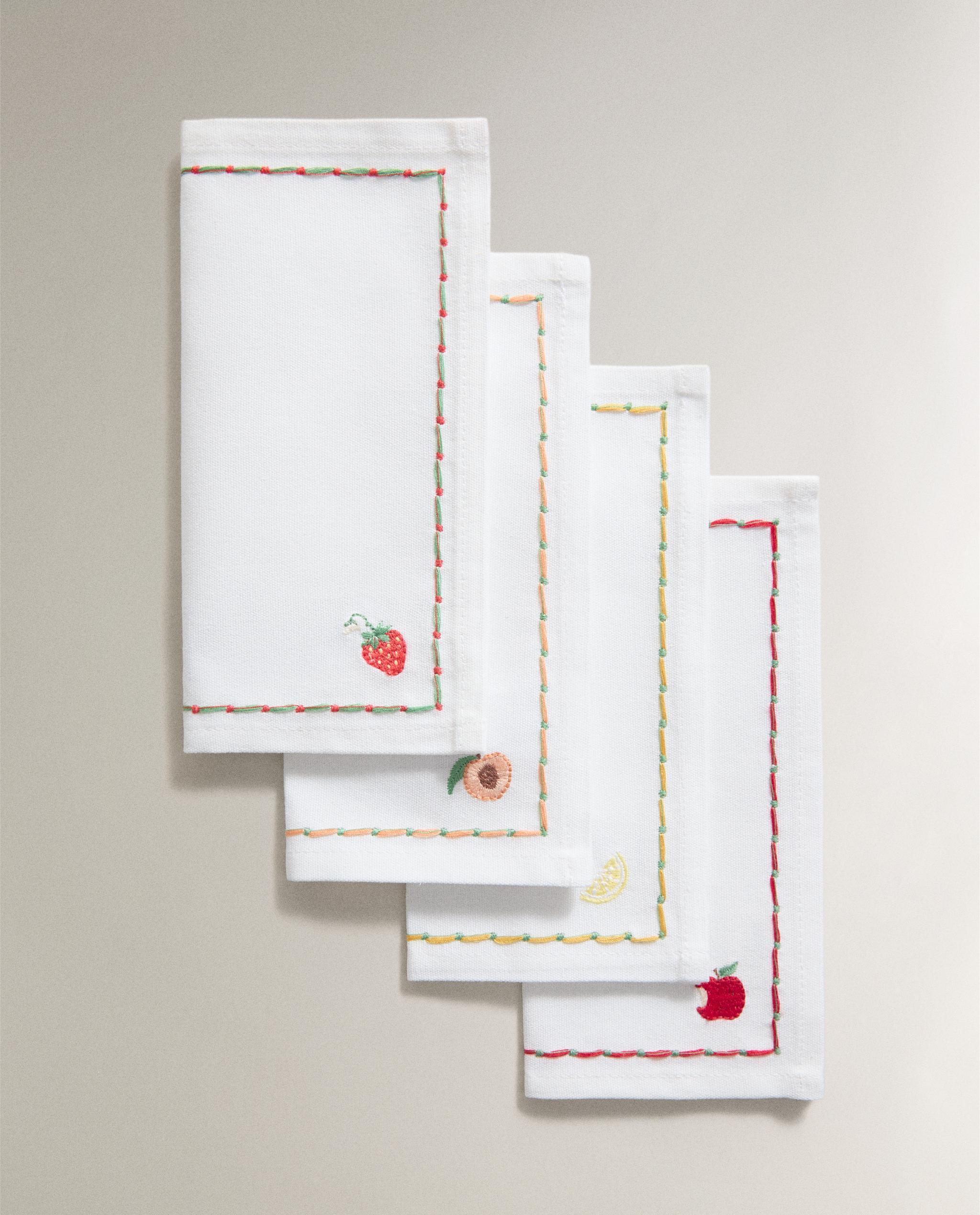 PACK OF FRUIT COCKTAIL NAPKINS (PACK OF 4) product thumbnail 4