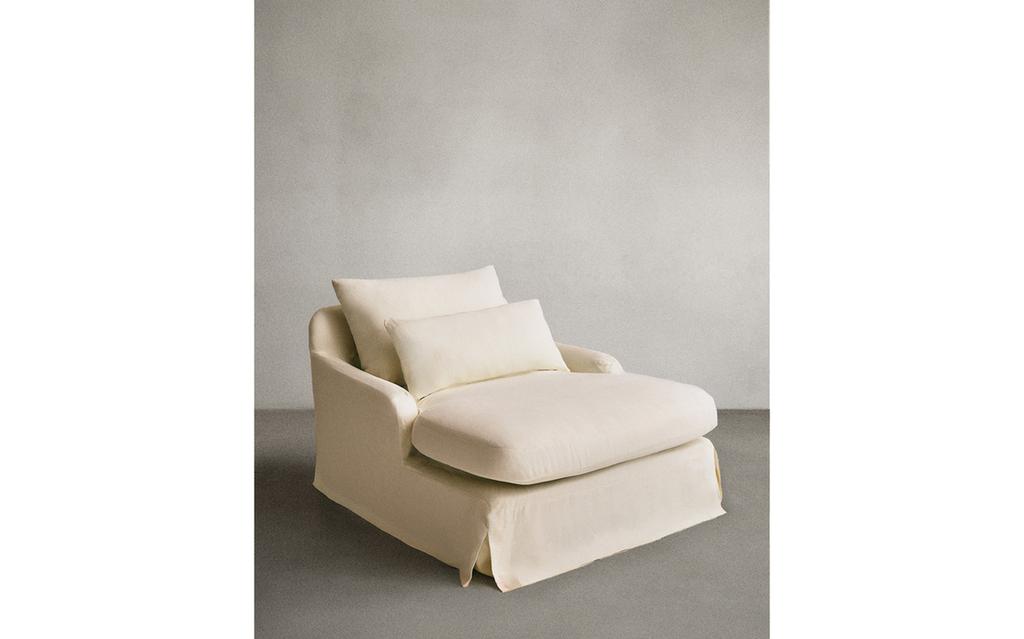 LOVESEAT 01