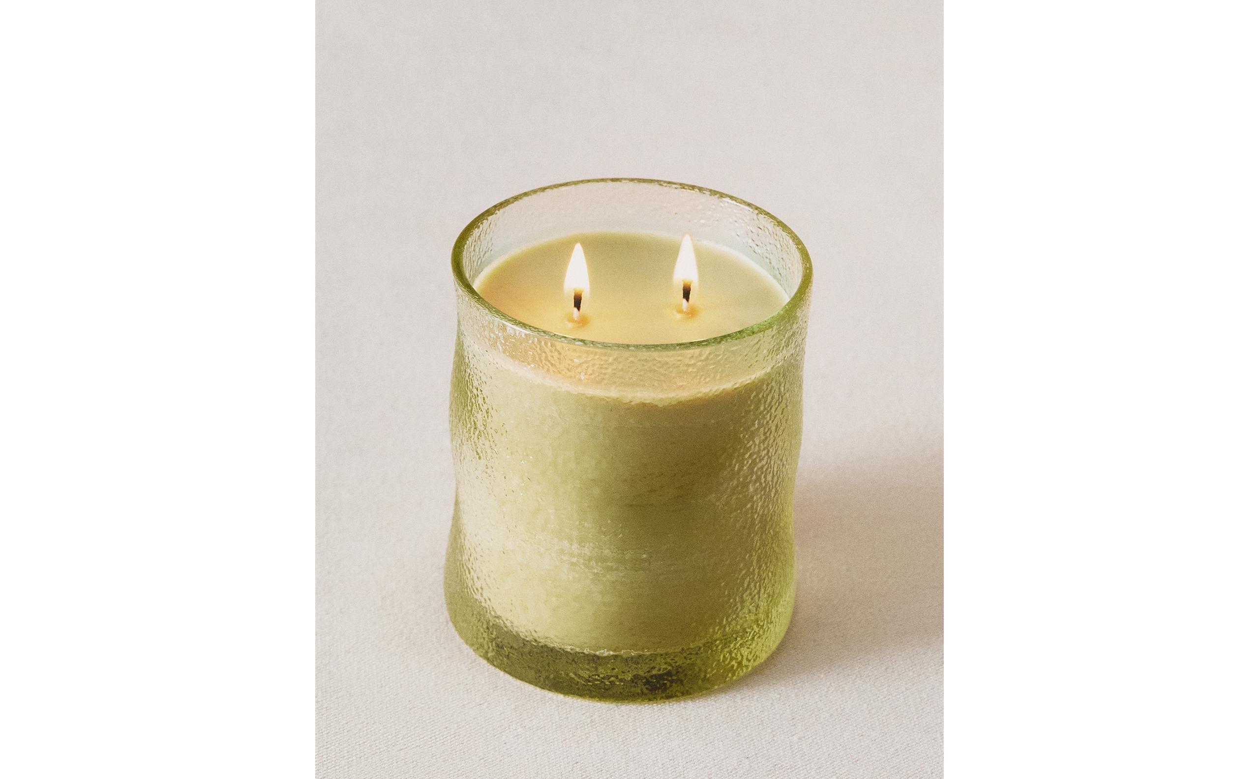 (310 G) VETIVER MELON SCENTED CANDLE product thumbnail 7