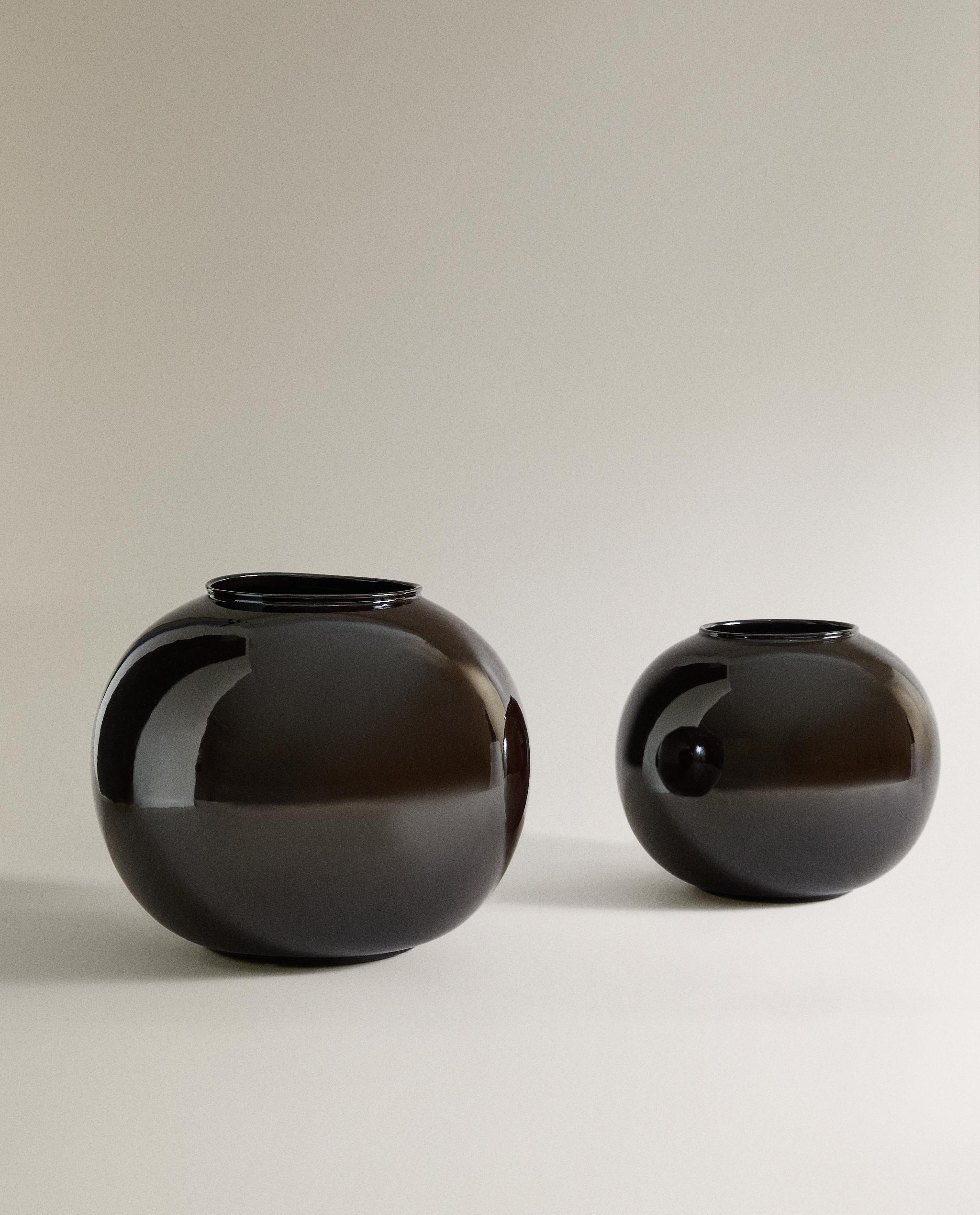 GLOSS SPHERE VASE product thumbnail 3