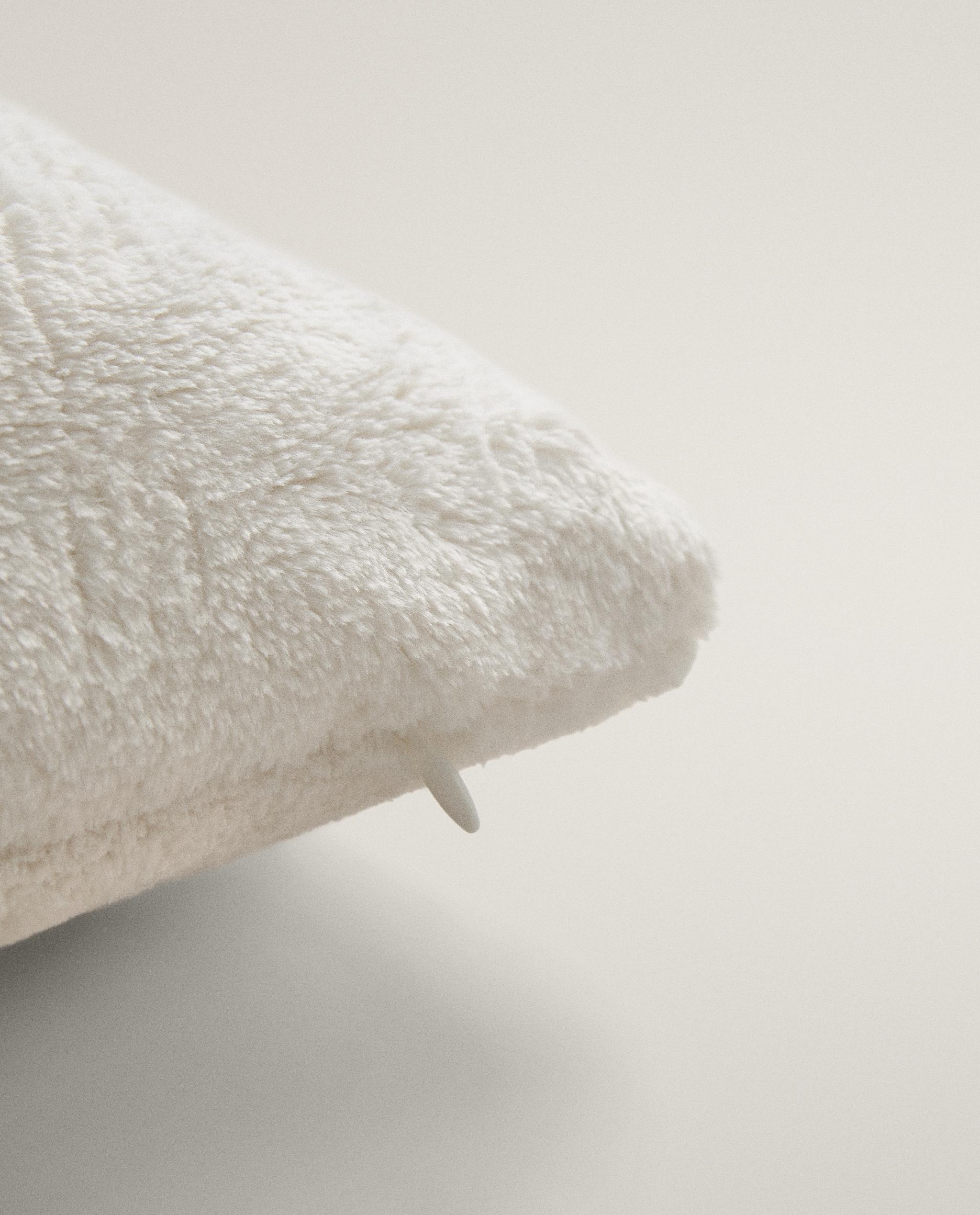 FAUX FUR CUSHION COVER product thumbnail 8