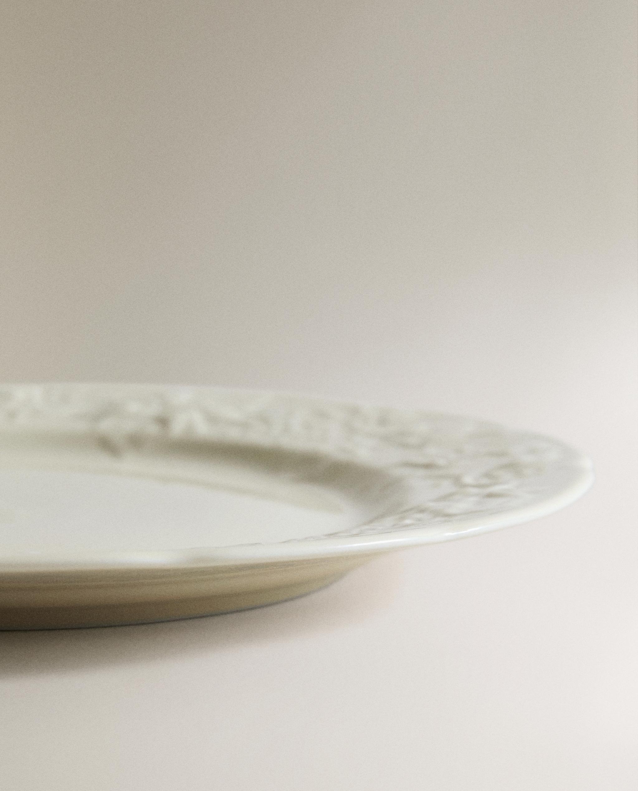 GRAPE DESIGN PORCELAIN DESSERT PLATE product thumbnail 6