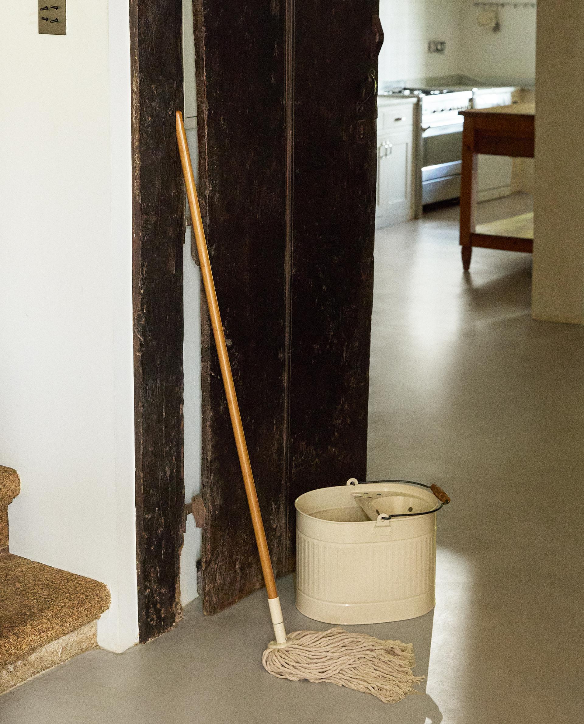 MOP AND BUCKET SET product thumbnail 5