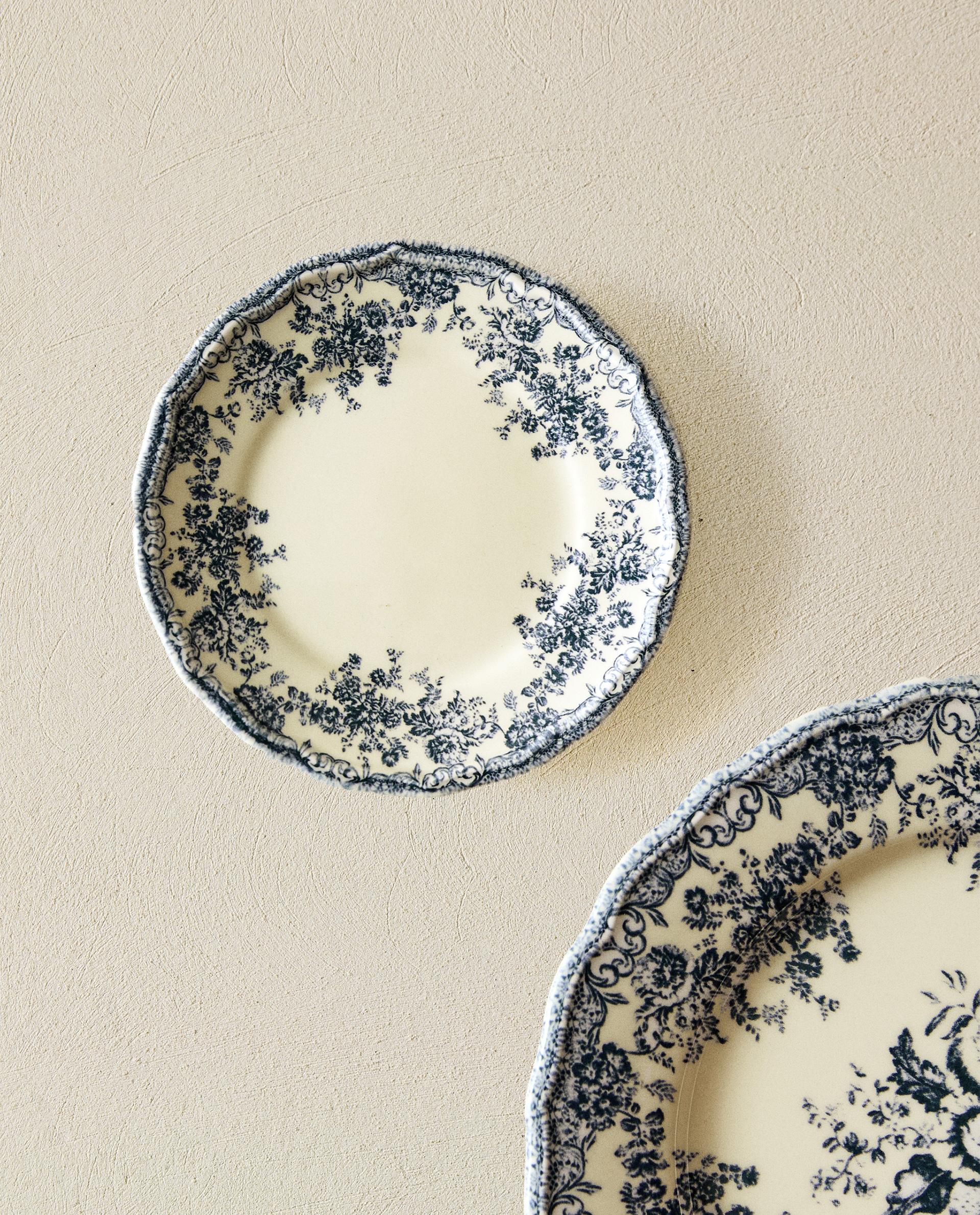 BLUE FLORAL EARTHENWARE TABLEWARE | Zara Home United States of America