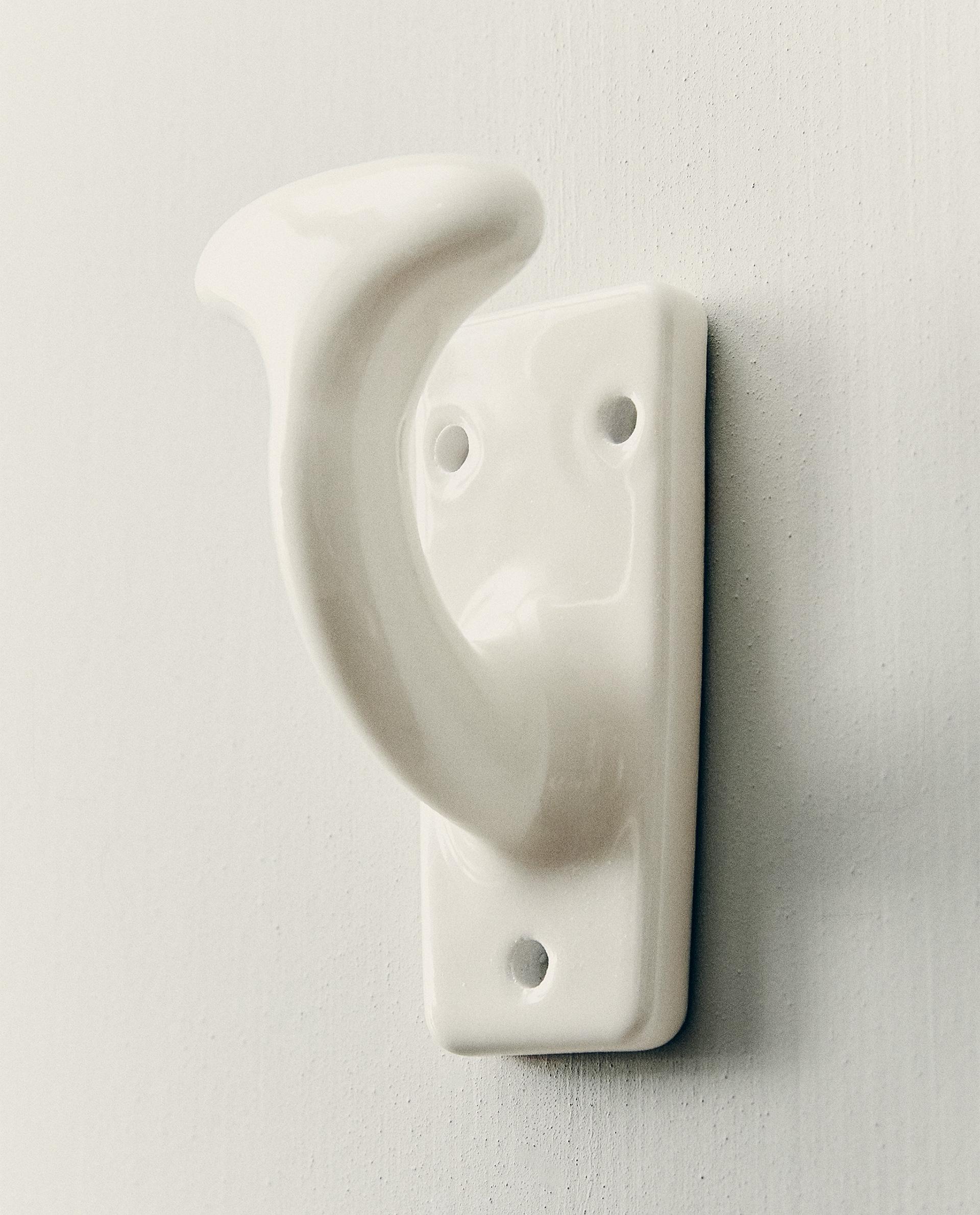CERAMIC HOOK product thumbnail 3