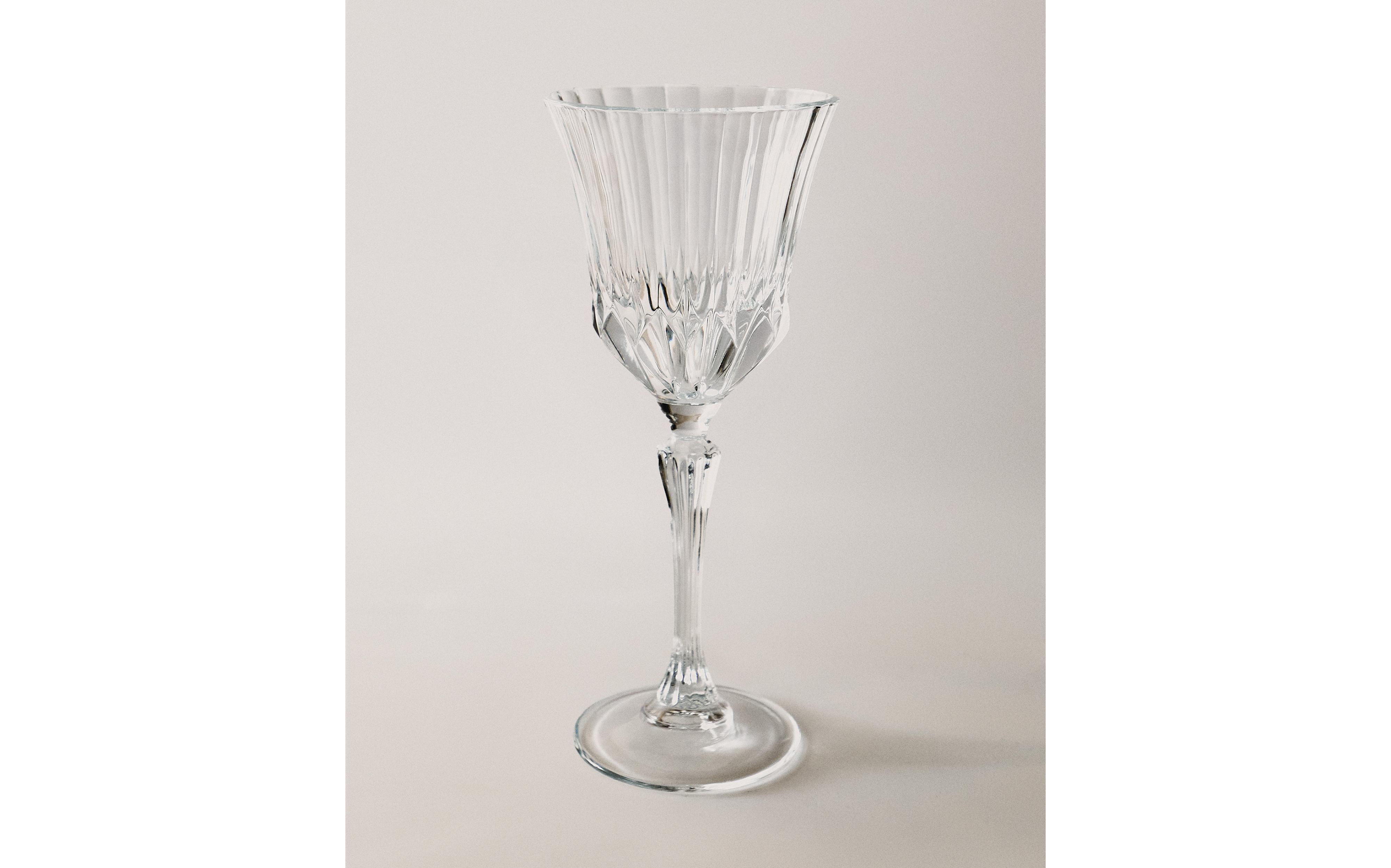 ENGRAVED-EFFECT CRYSTALLINE WINE GLASS product thumbnail 8