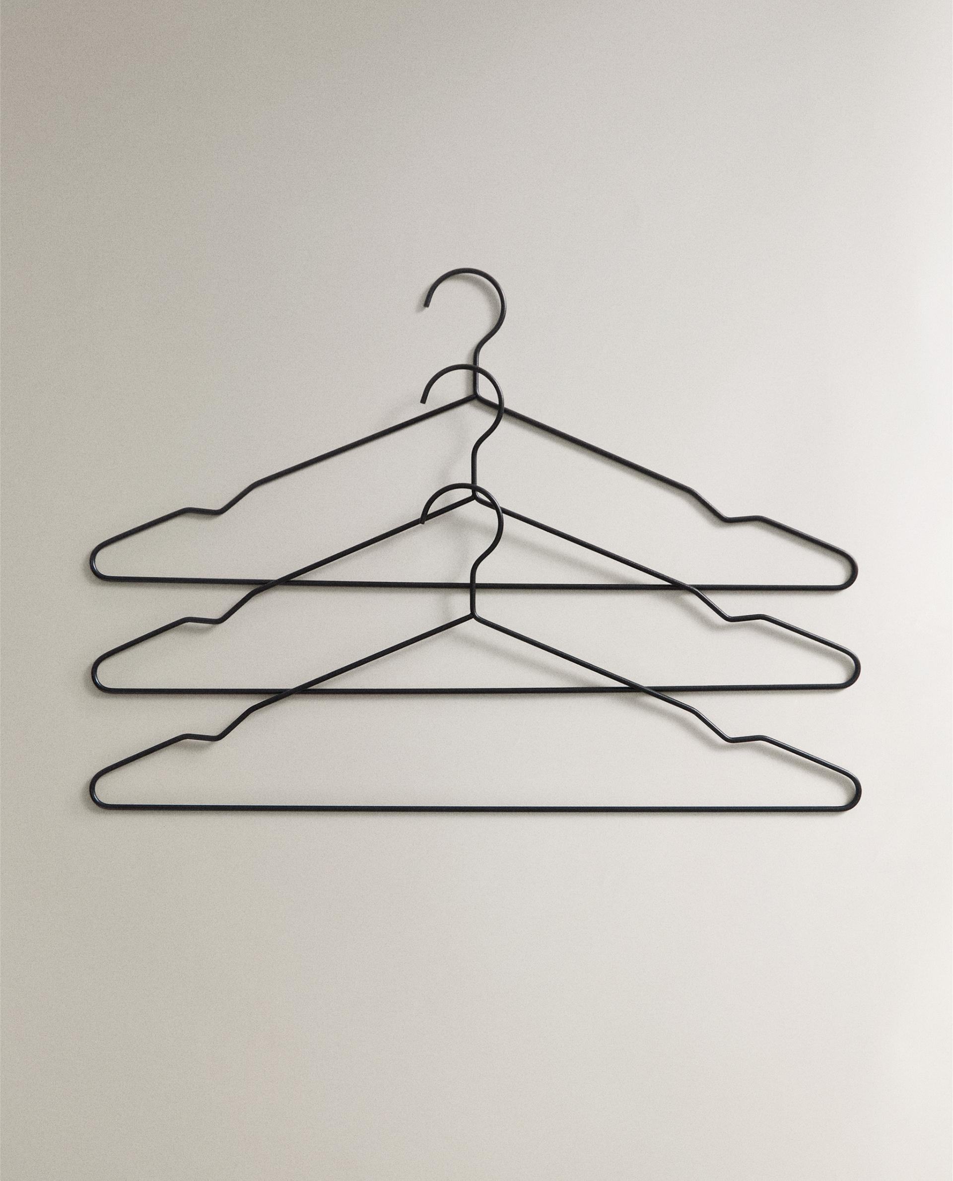 METAL HANGER (SET OF 3)